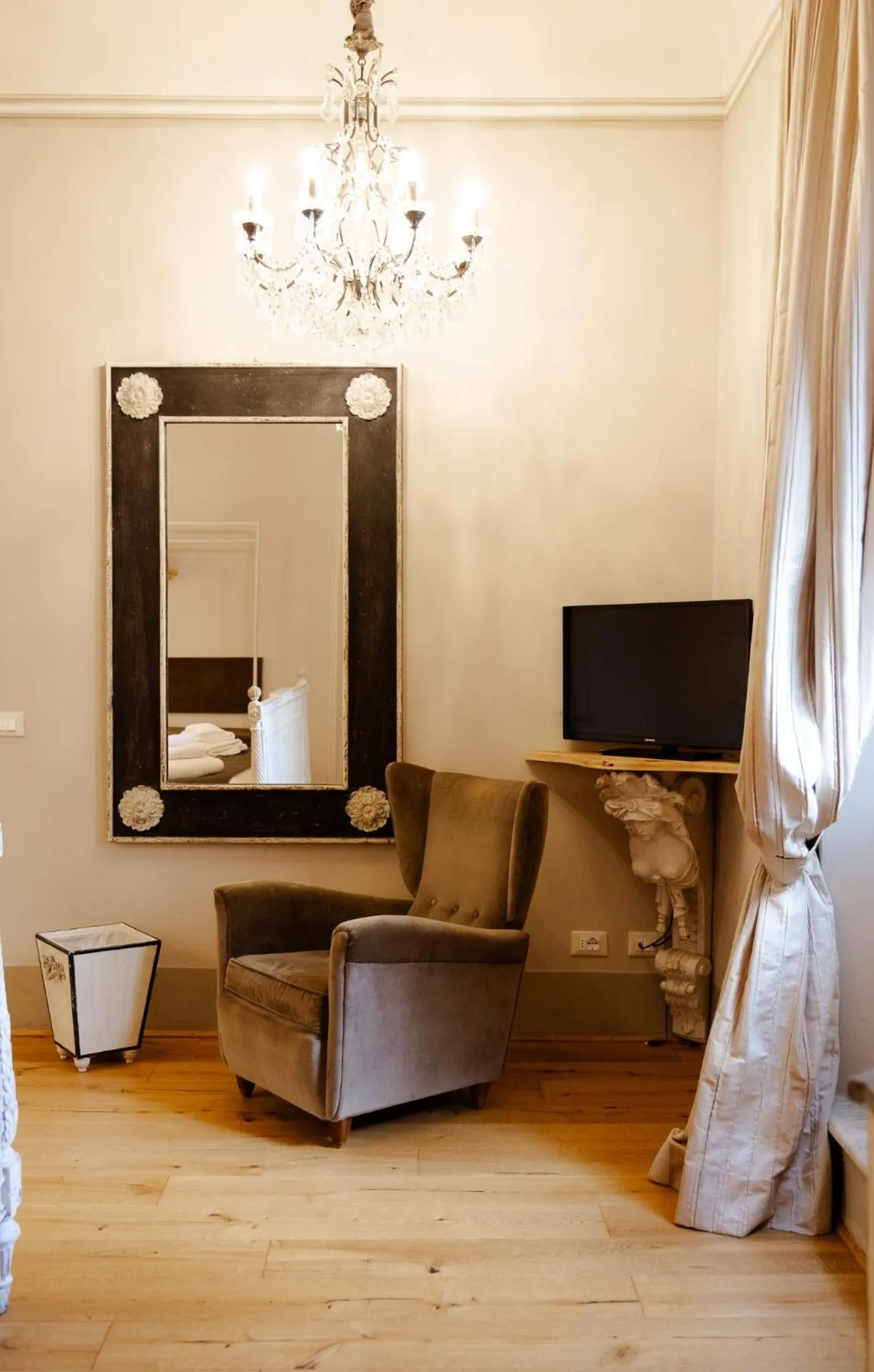 Bedroom in San Pier Novello in Oltrarno