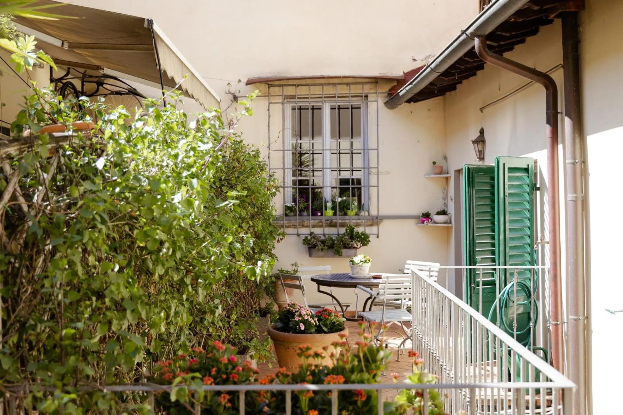 Balcony/Terrace in San Pier Novello in Oltrarno