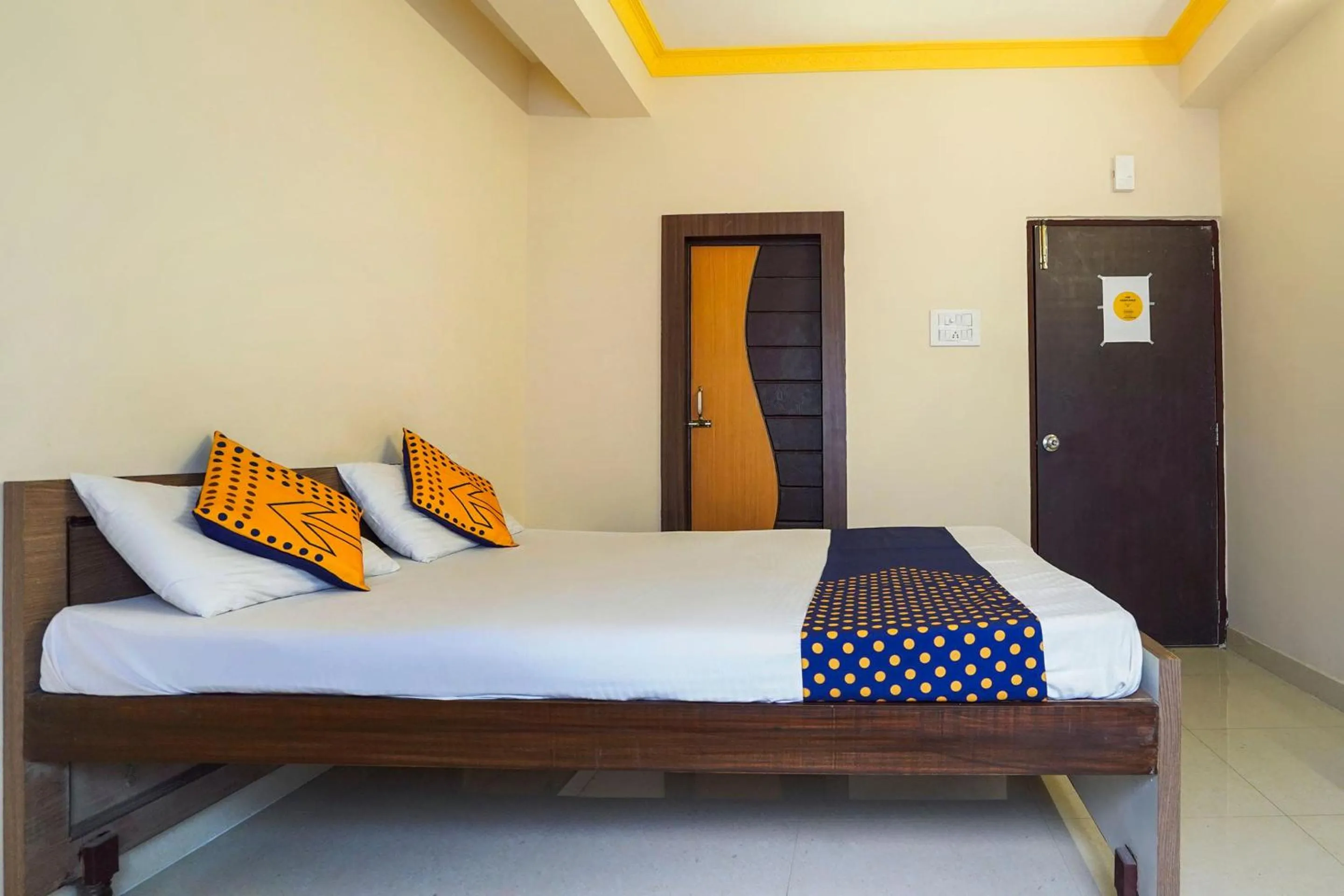 Bedroom, Bed in Hotel O Trisha Guest House