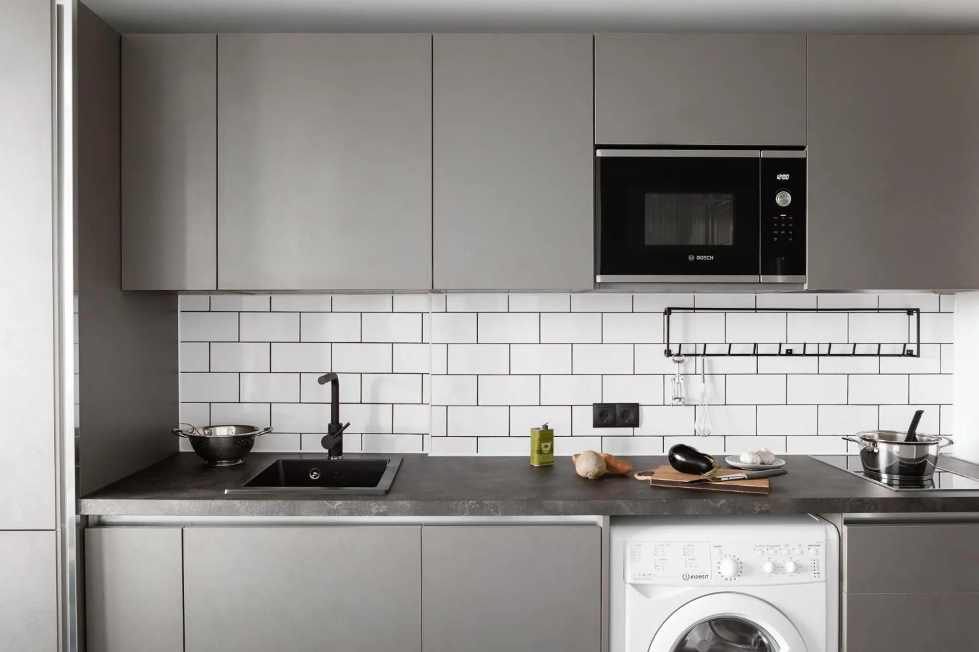 Kitchen or kitchenette in Bob W Tallinn Telliskivi