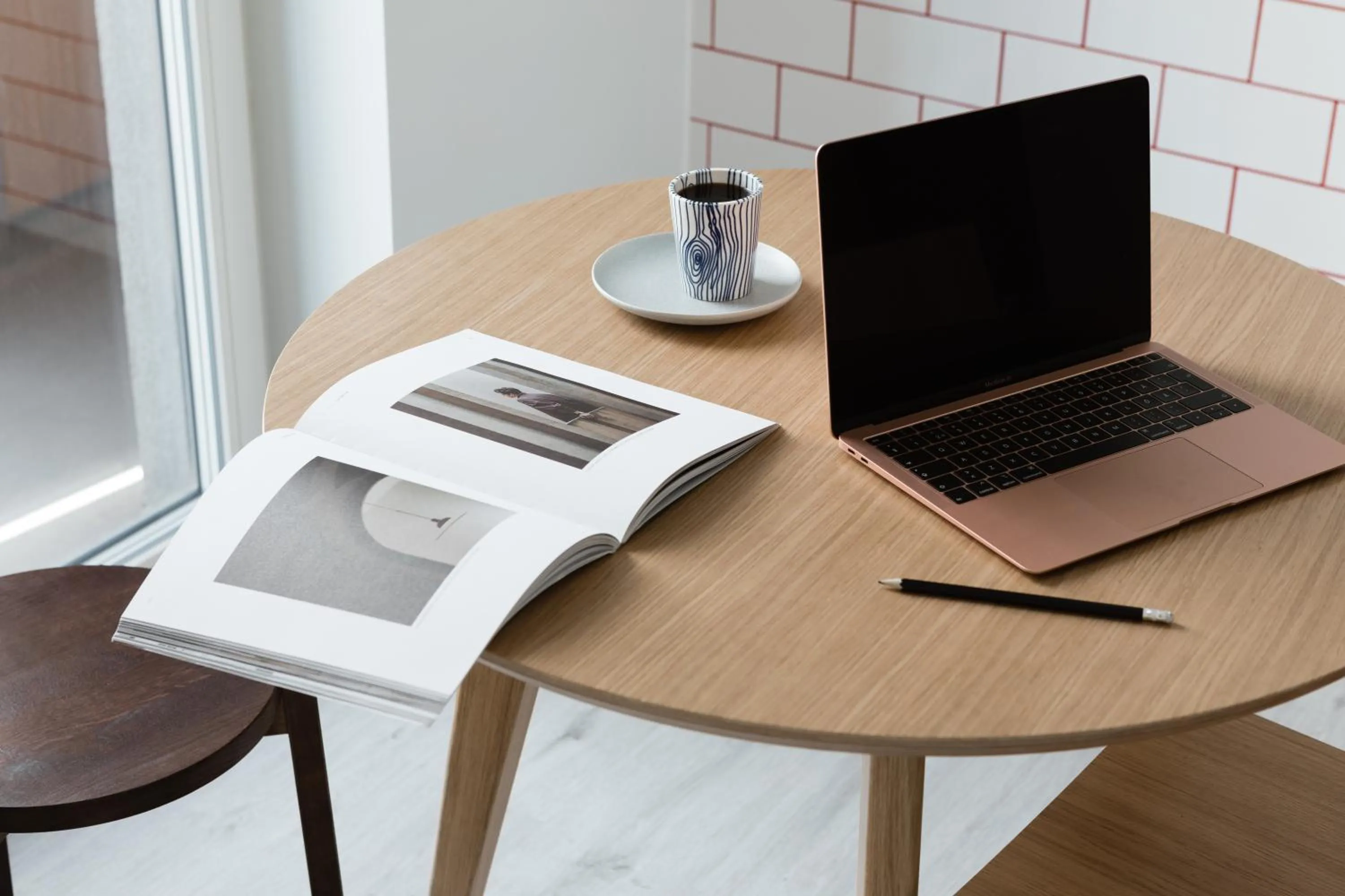 Dining area in Bob W Tallinn Telliskivi
