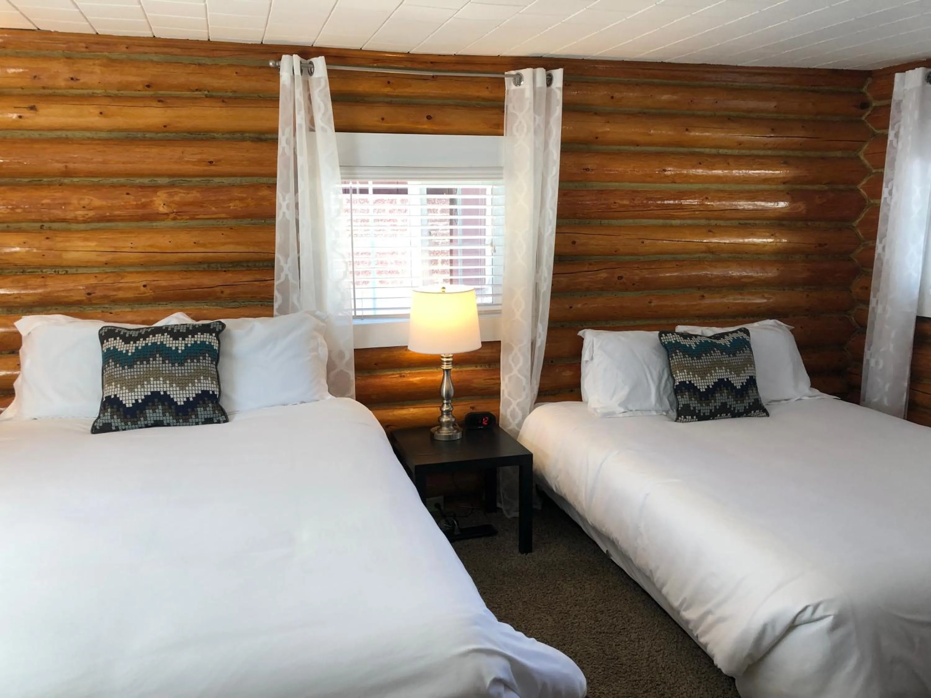 Sportsman's Lodge