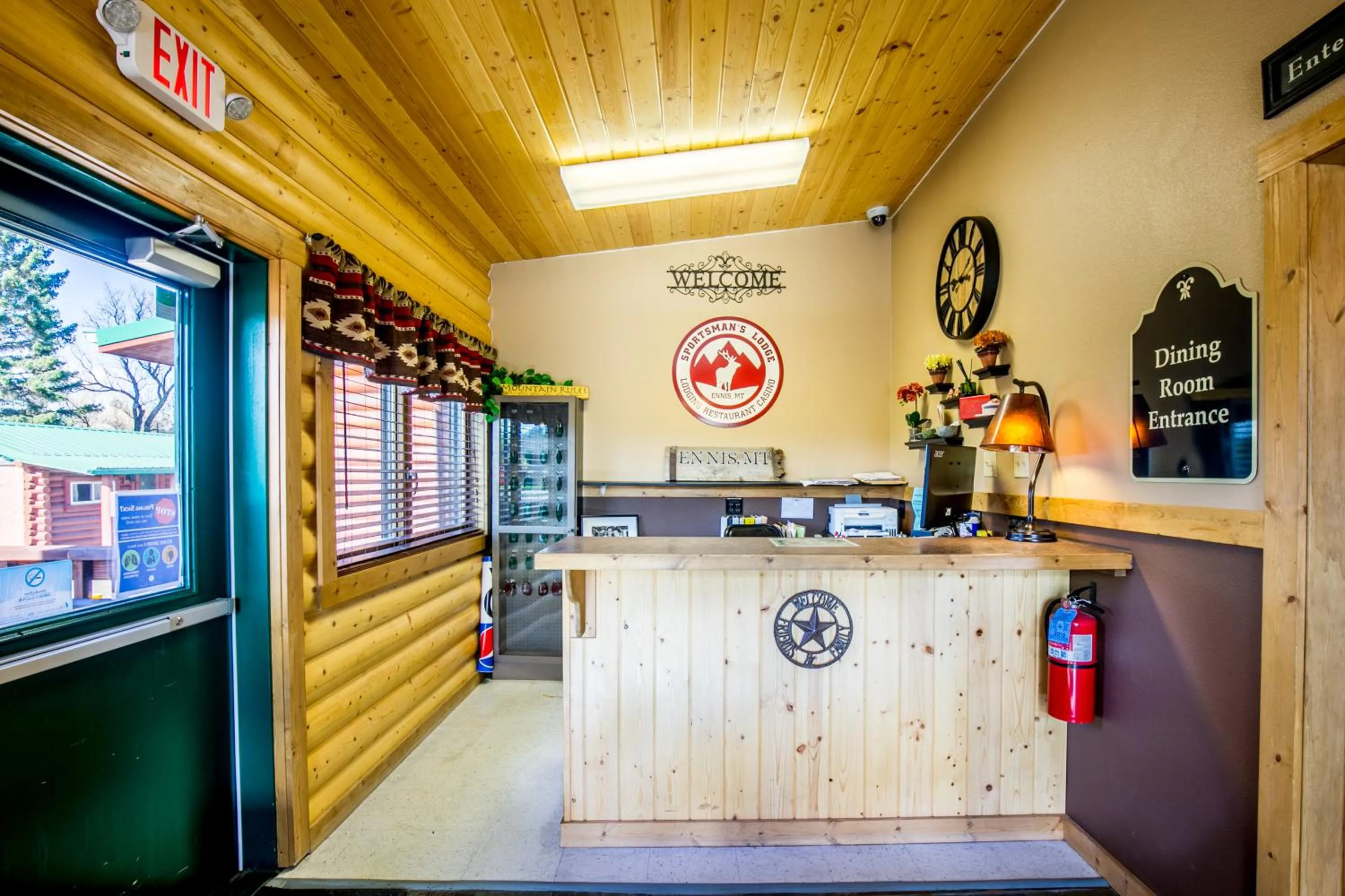 Sportsman's Lodge