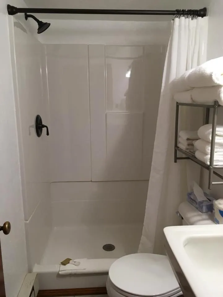 Bathroom in Sportsman's Lodge