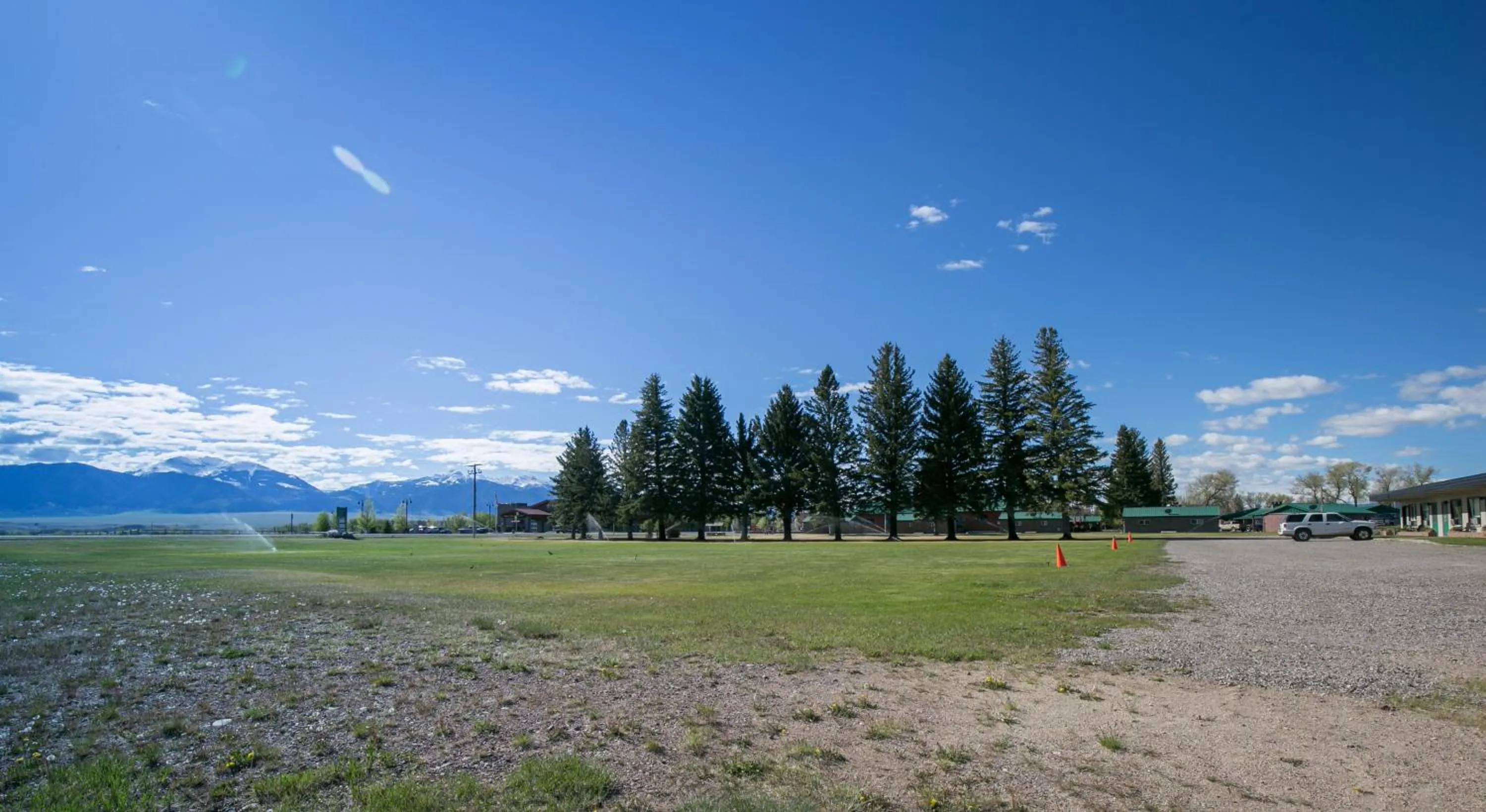 Sportsman's Lodge