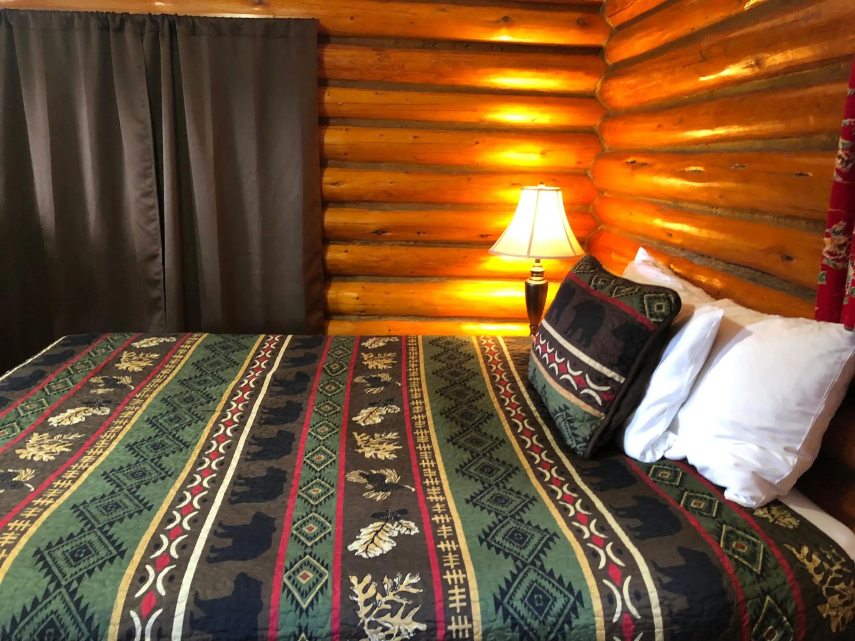 Sportsman's Lodge