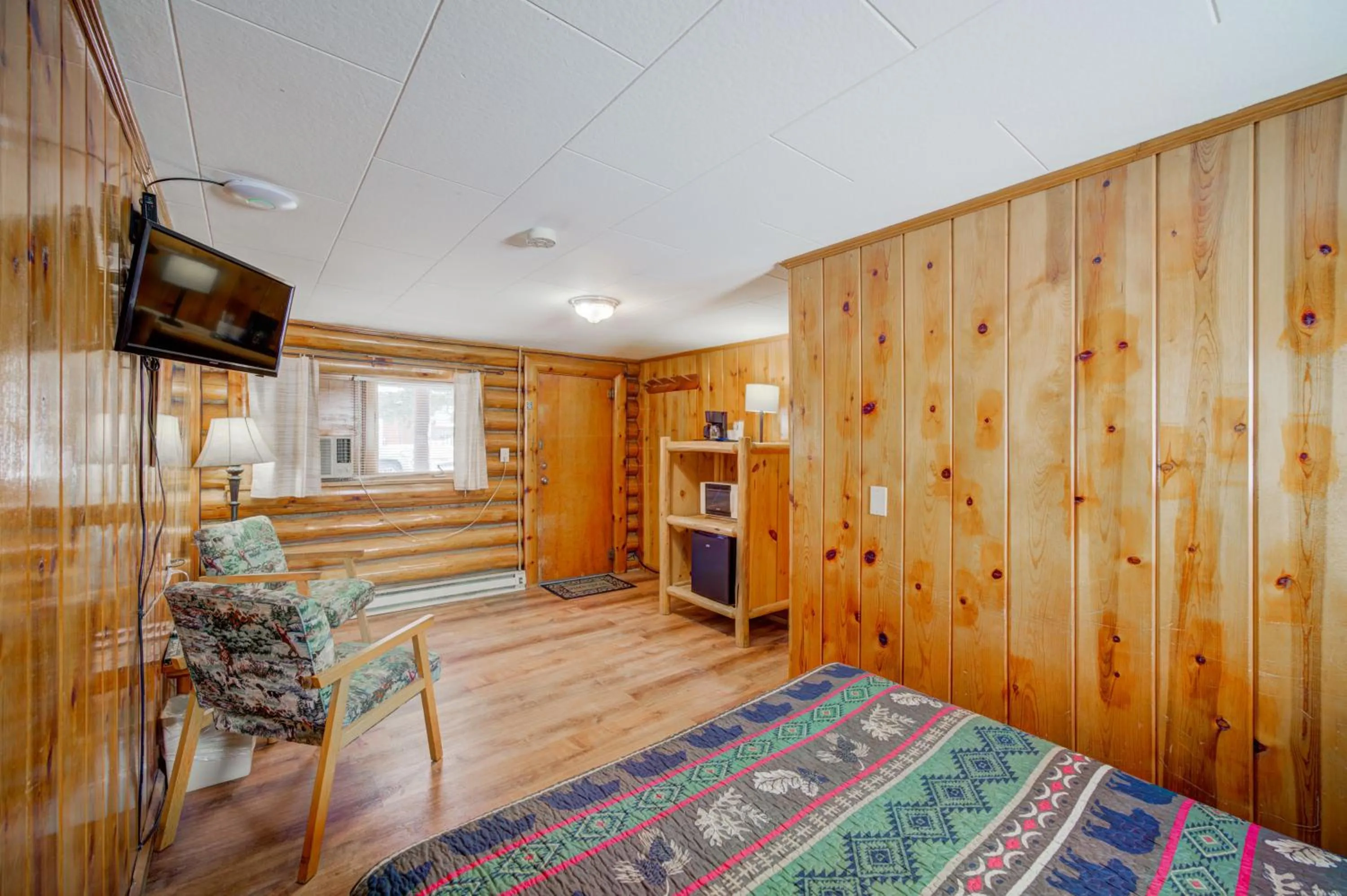Sportsman's Lodge