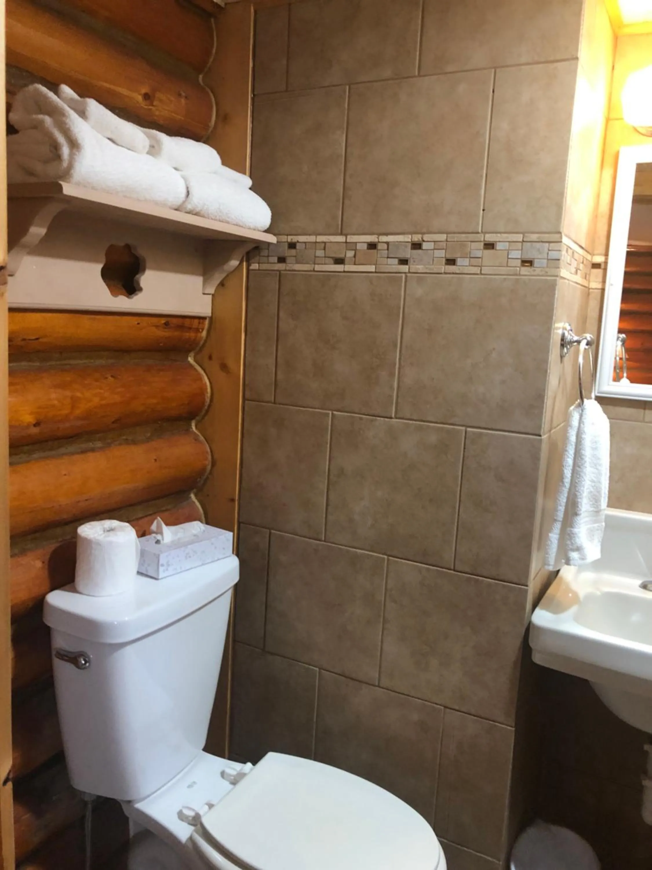 Sportsman's Lodge