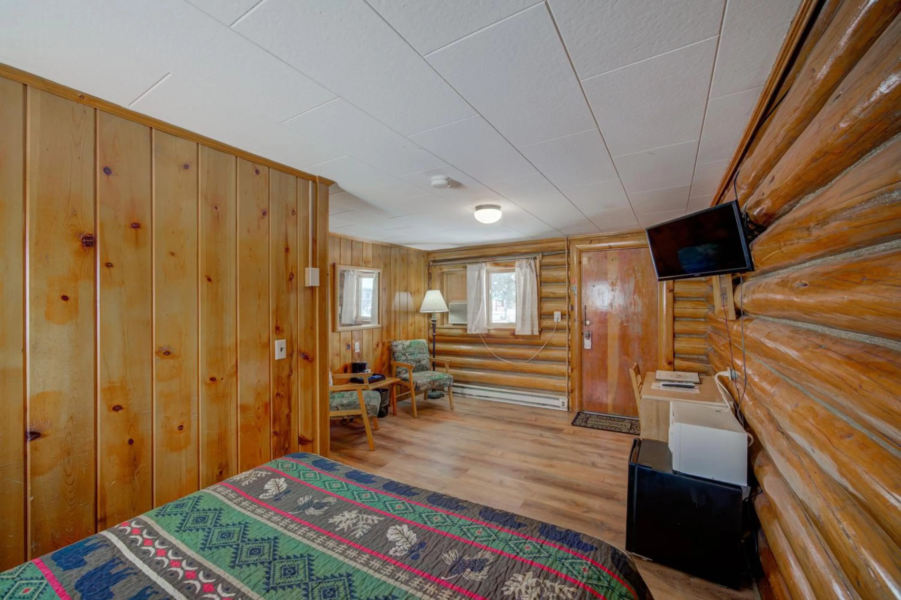 Sportsman's Lodge