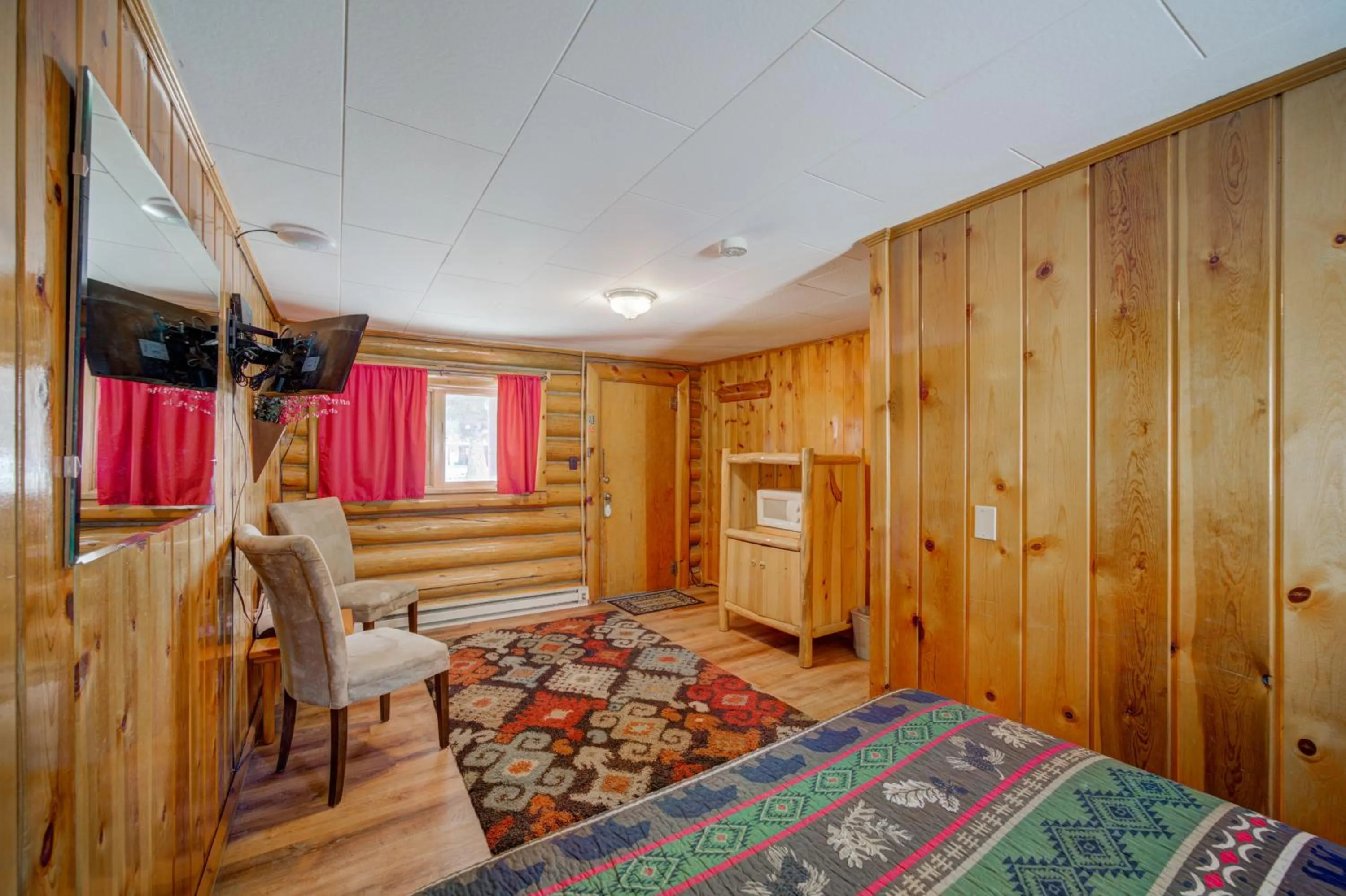 Sportsman's Lodge
