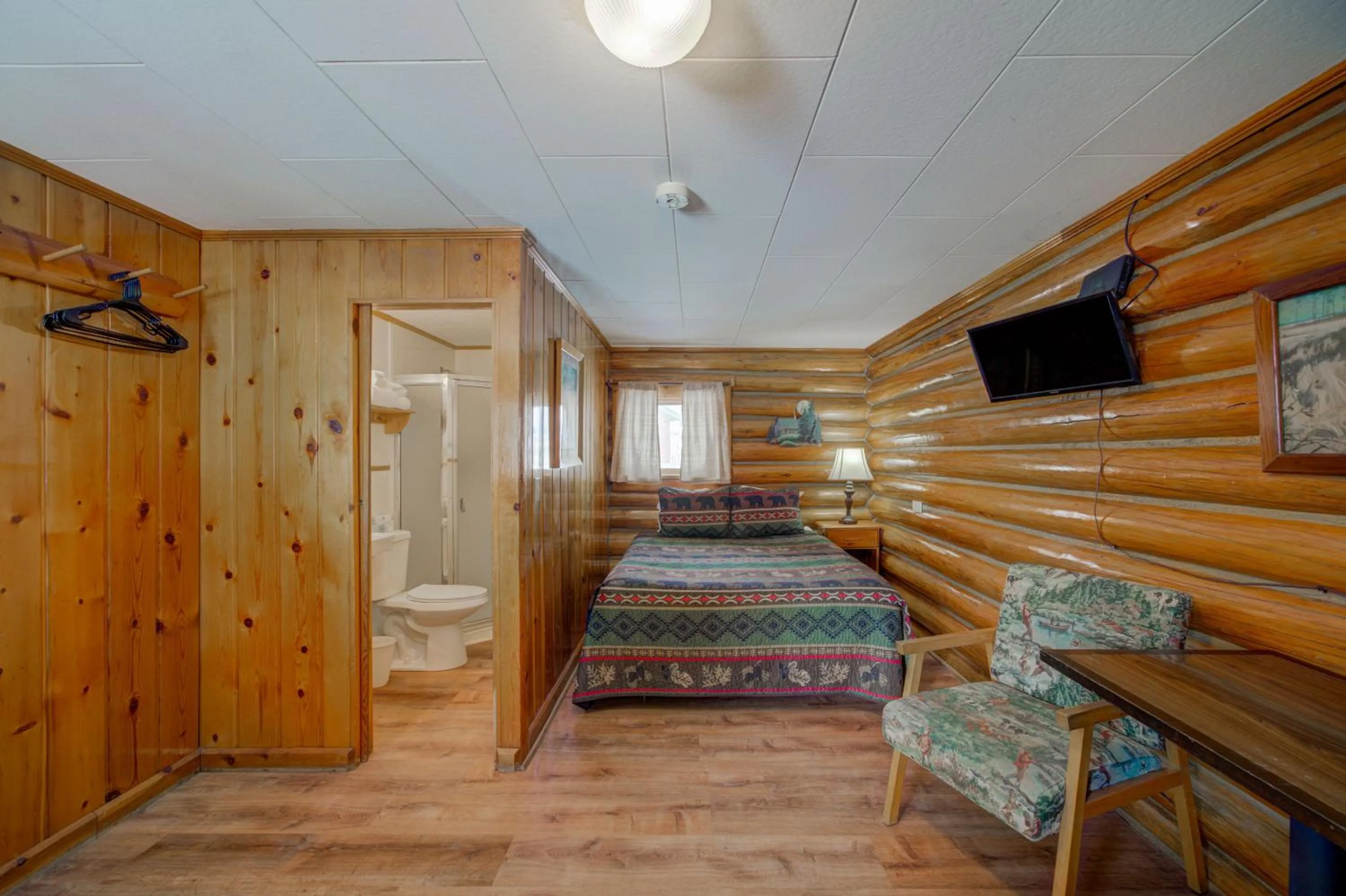 Sportsman's Lodge