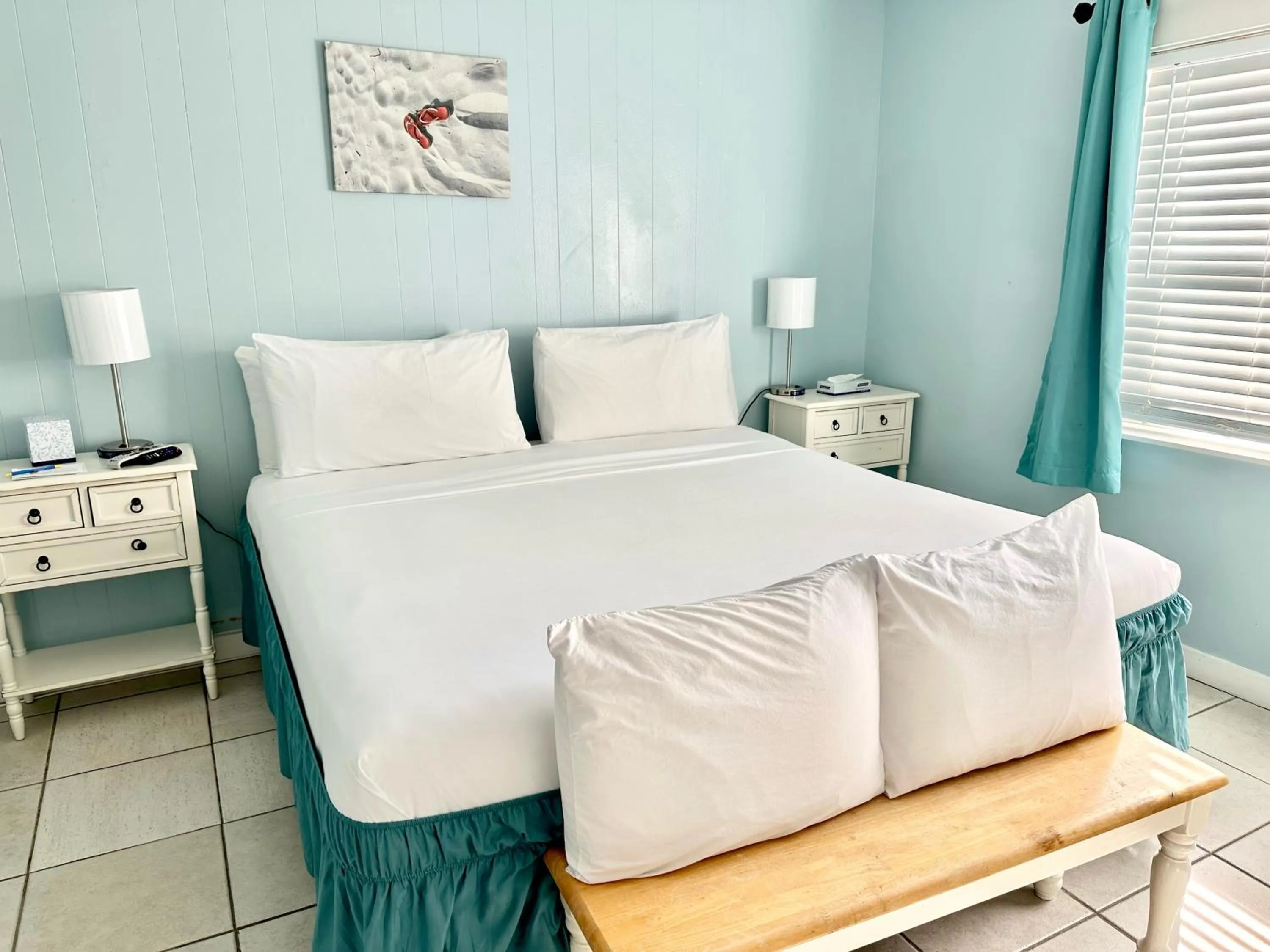 Bed in St Maurice Beach Inn