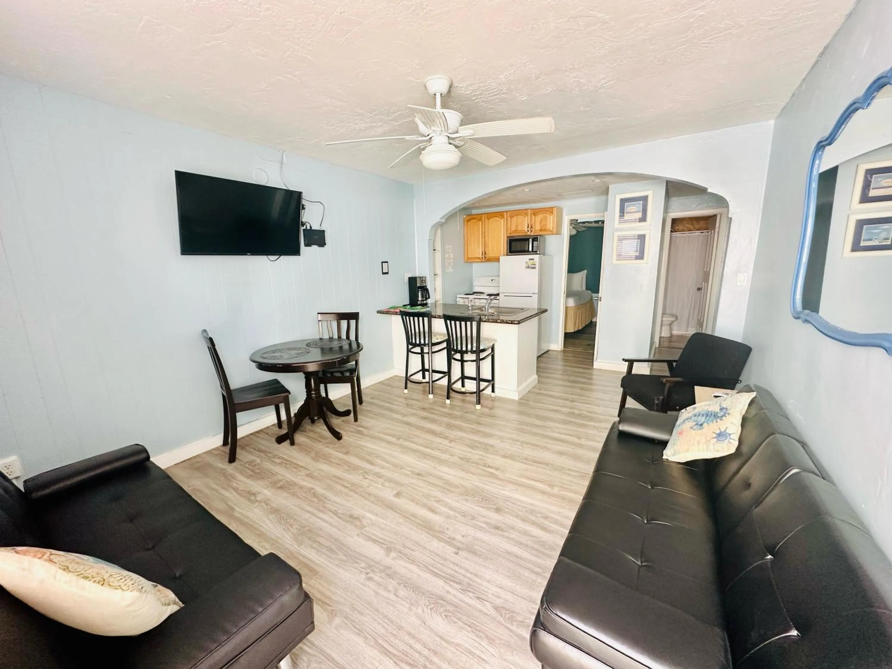 St Maurice Beach Inn