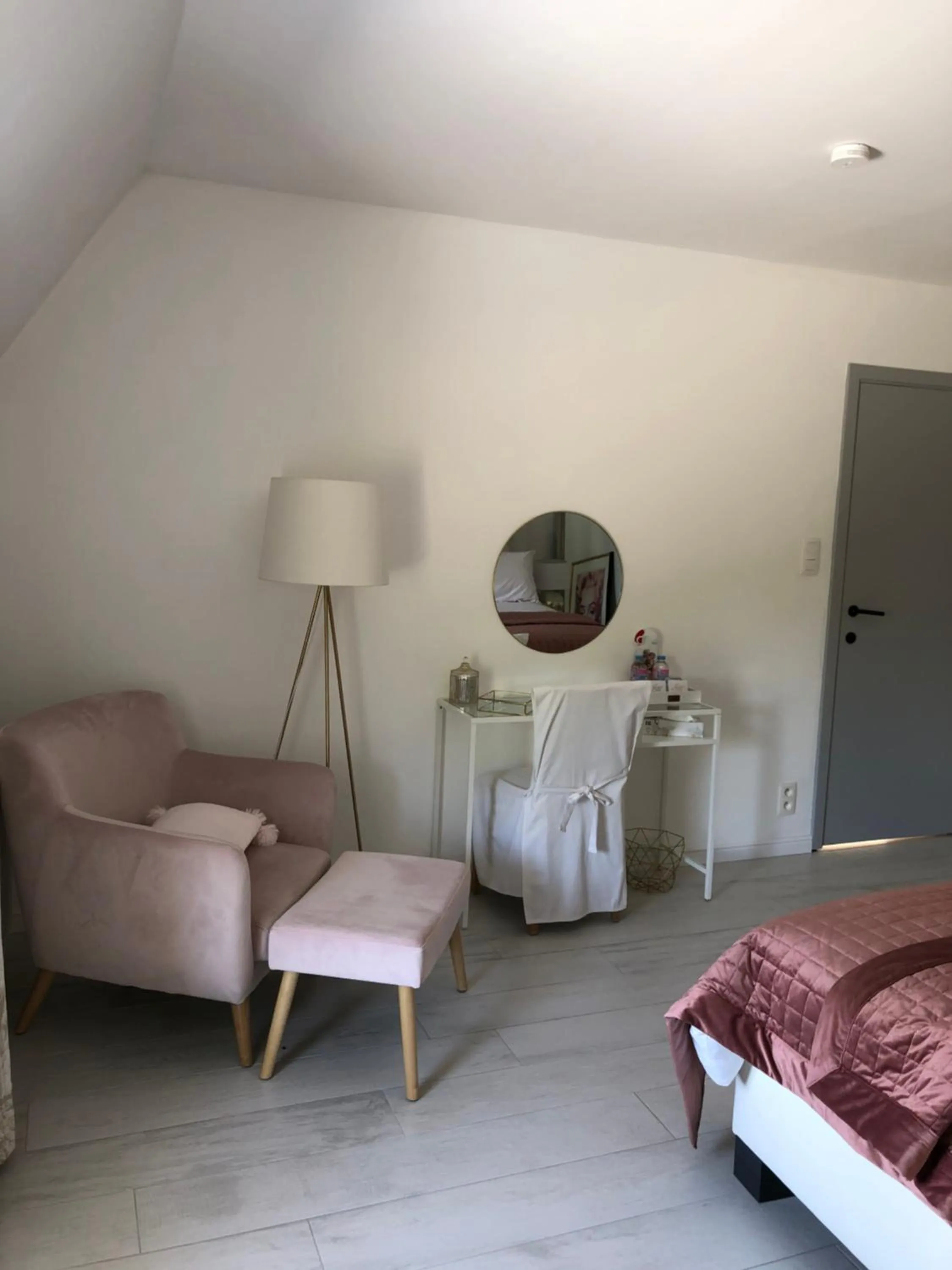 Bed in JARDIN DU MARAIS