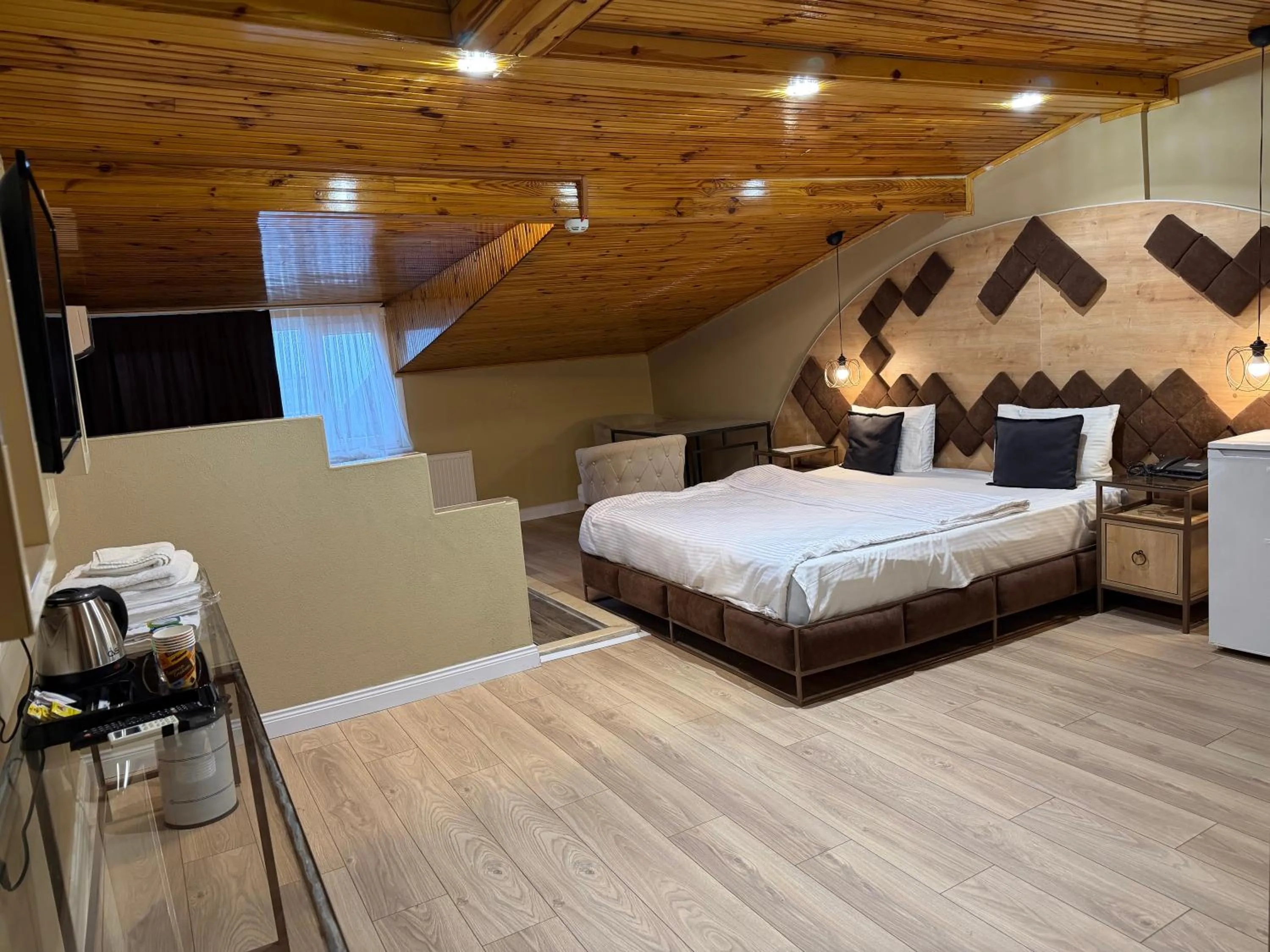 Bed in lily airport otel