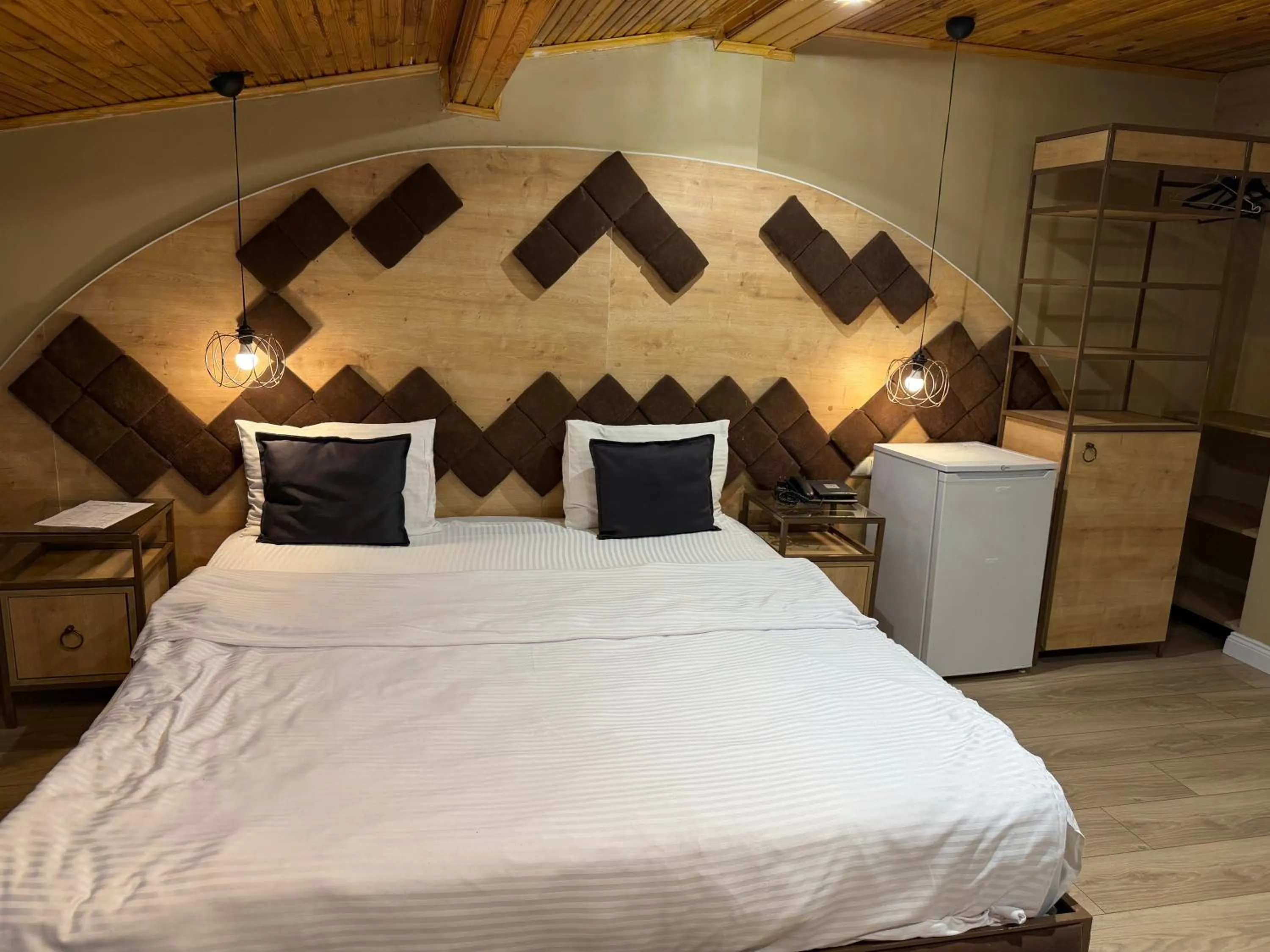 Bed in lily airport otel