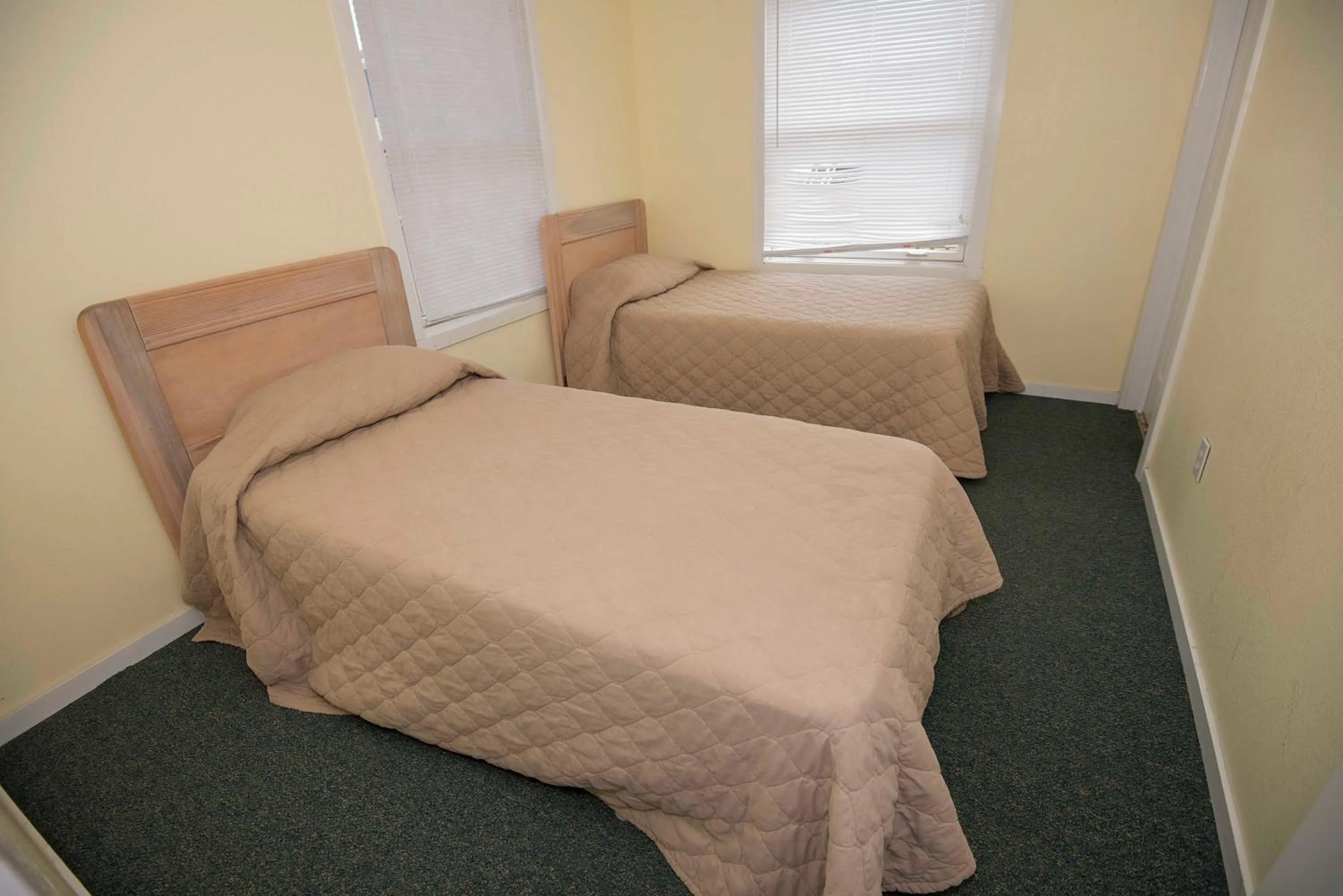 Bed in Avon Cottages