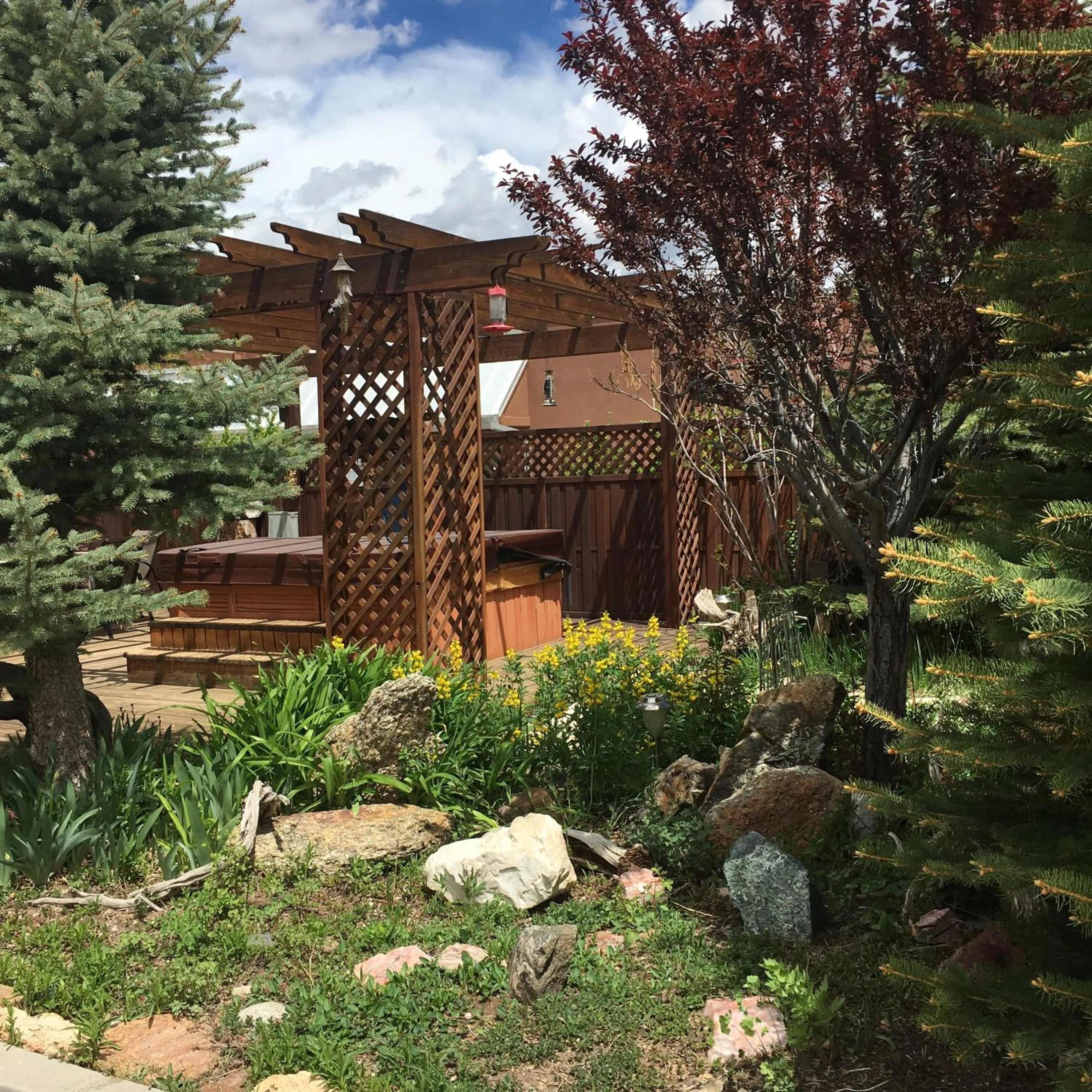 Day in Browns Canyon Inn