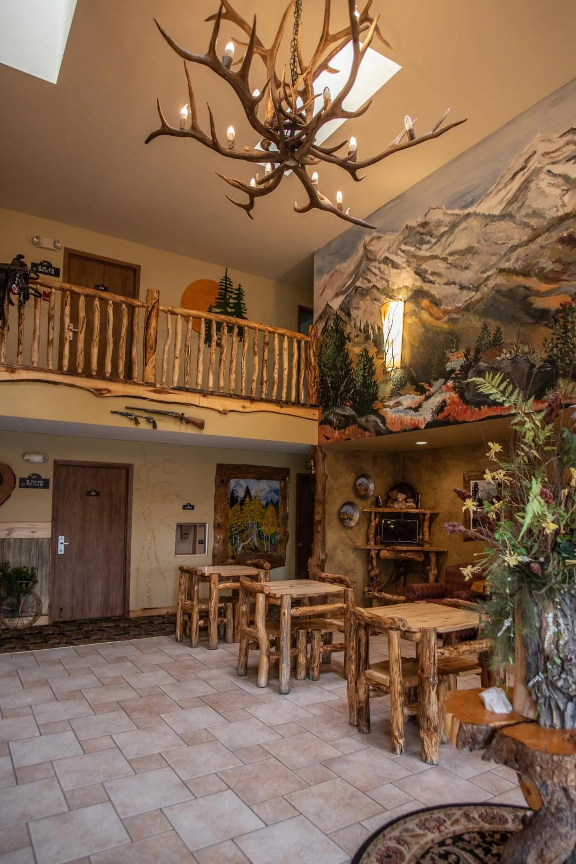 Restaurant/places to eat in Browns Canyon Inn