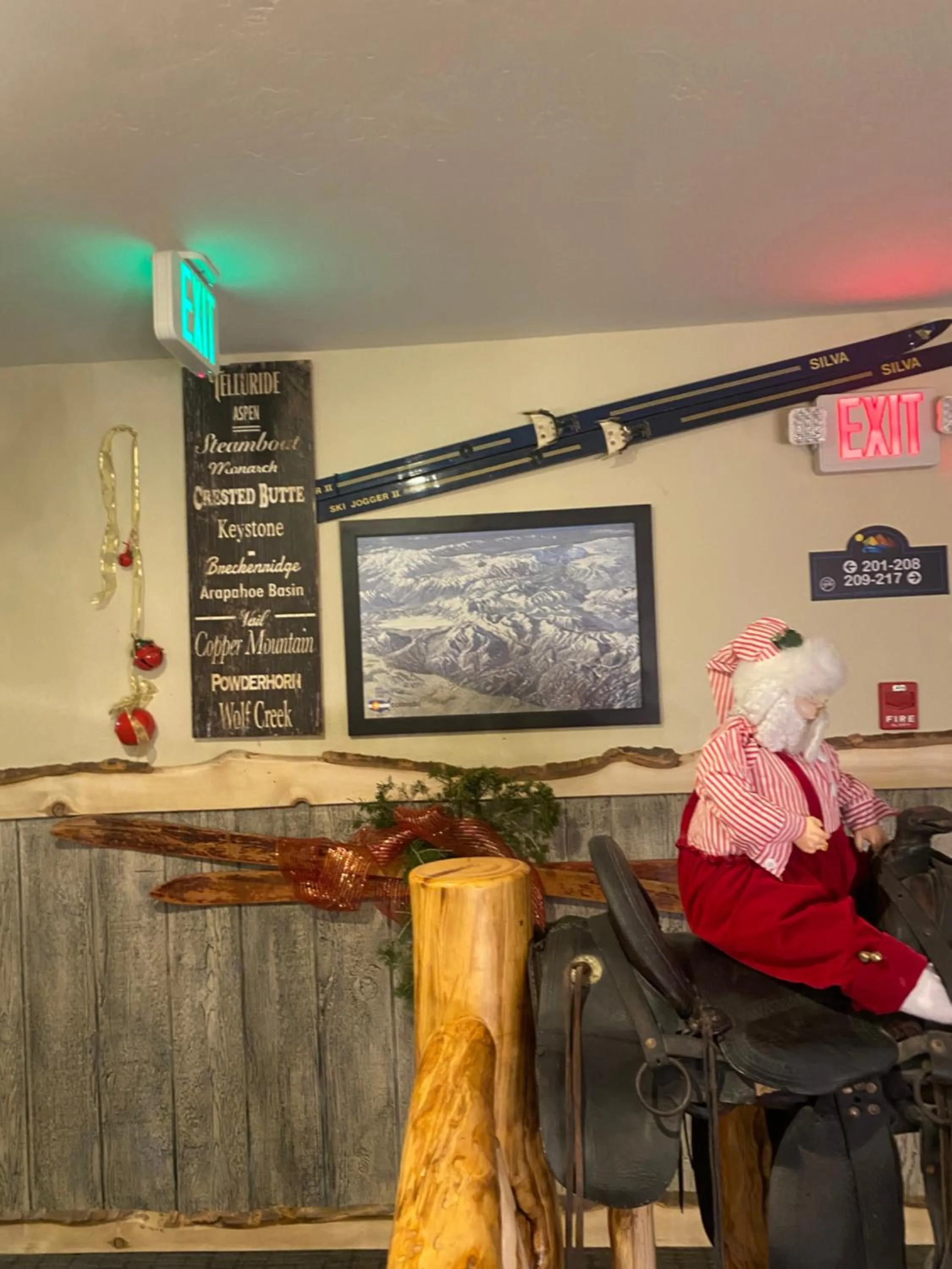 Decorative detail in Browns Canyon Inn