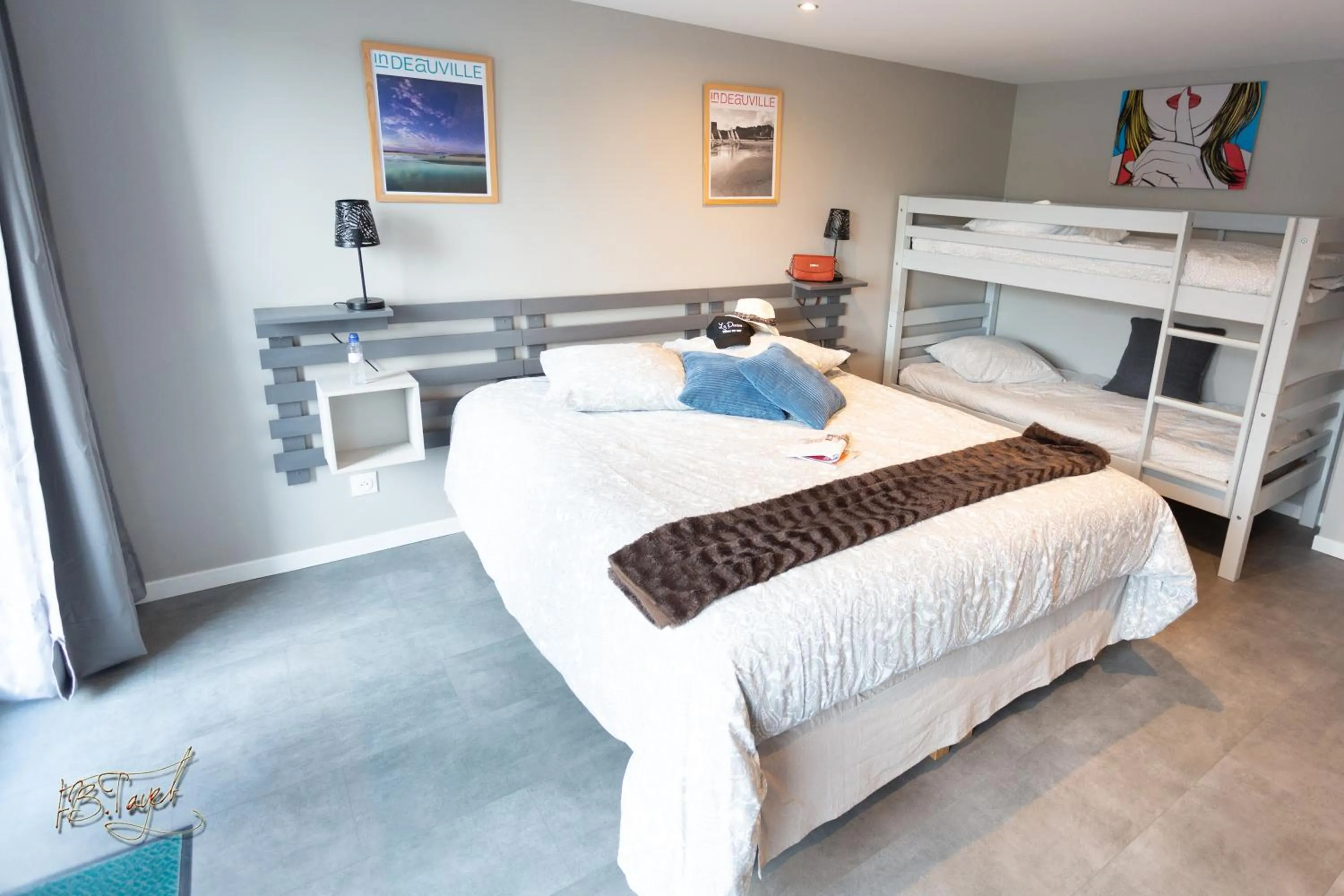 Bed in Hotel la piscine