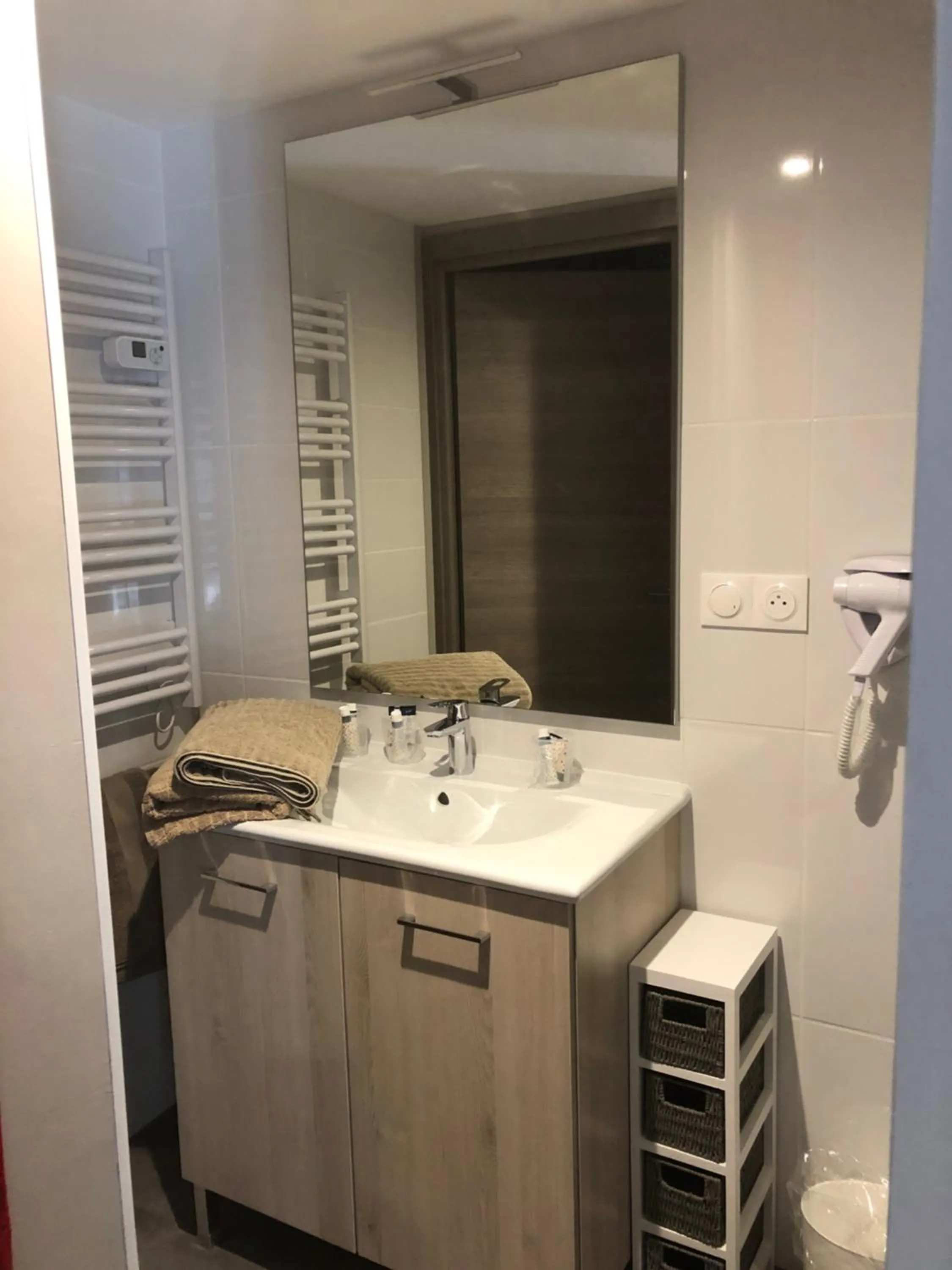 Bathroom in Hotel la piscine