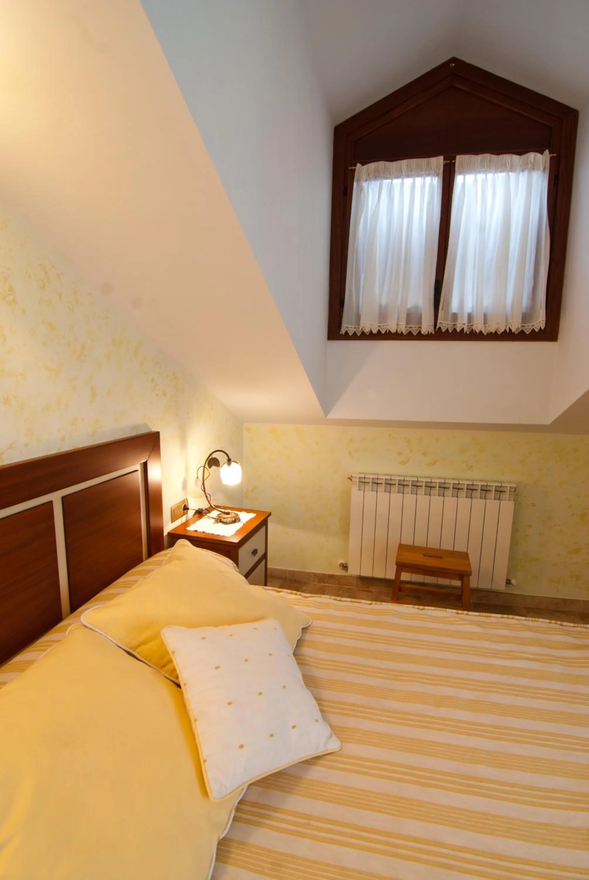 Photo of the whole room, Bed in Posada El Nozal