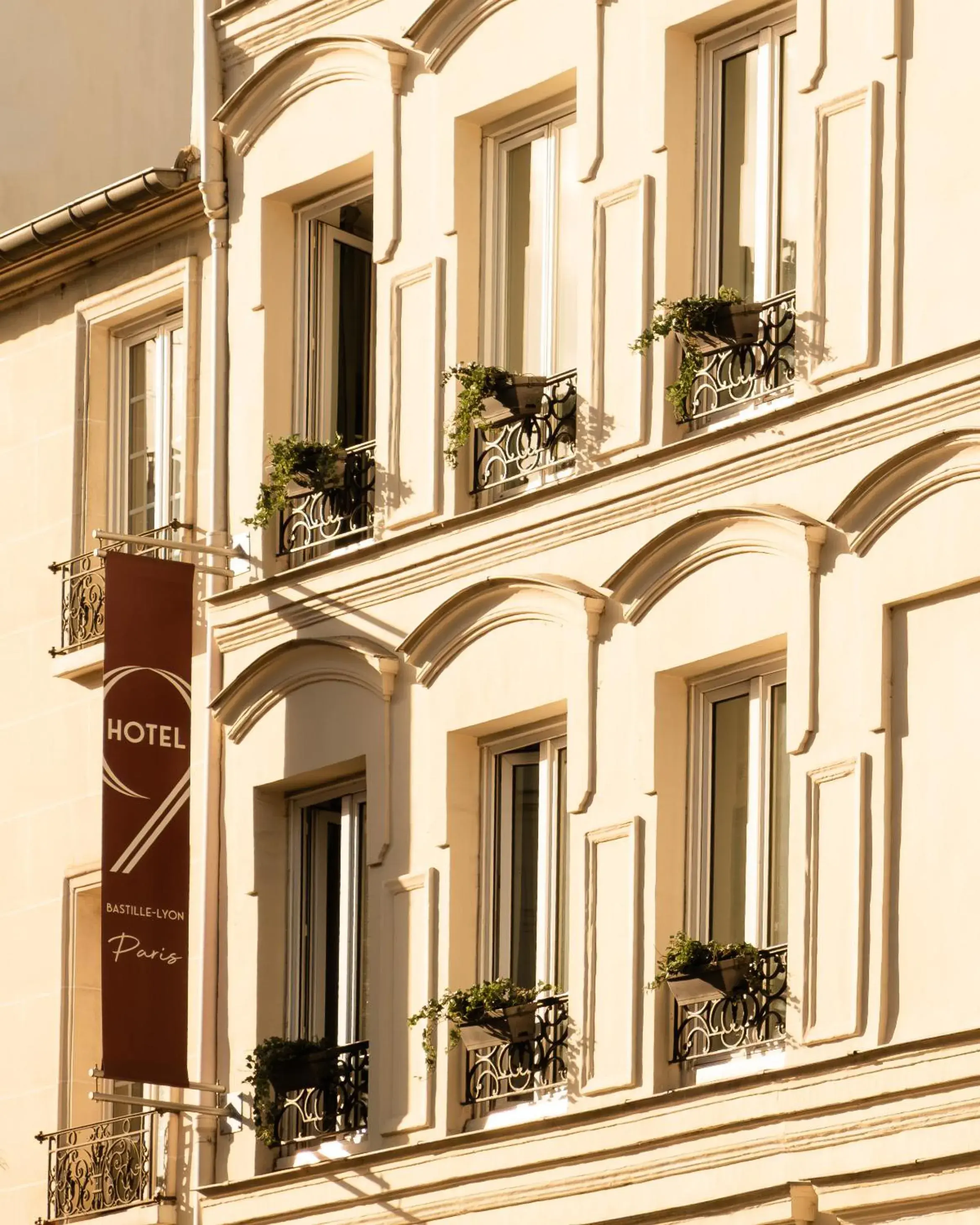 Facade/entrance in 9Hotel Bastille-Lyon Facade/entrance in 9Hotel Bastille-Lyon
