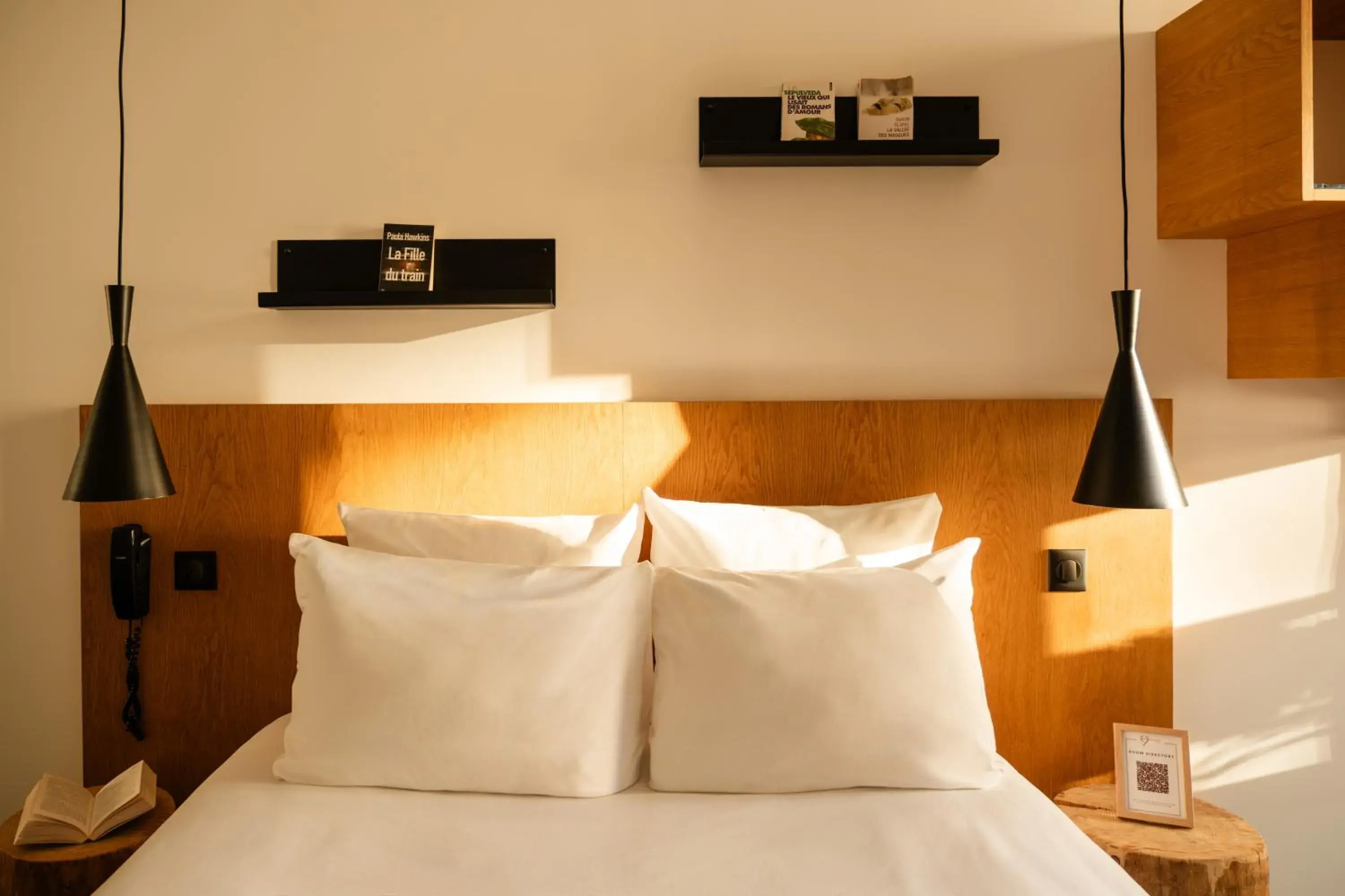 Bed in 9Hotel Bastille-Lyon Bed in 9Hotel Bastille-Lyon