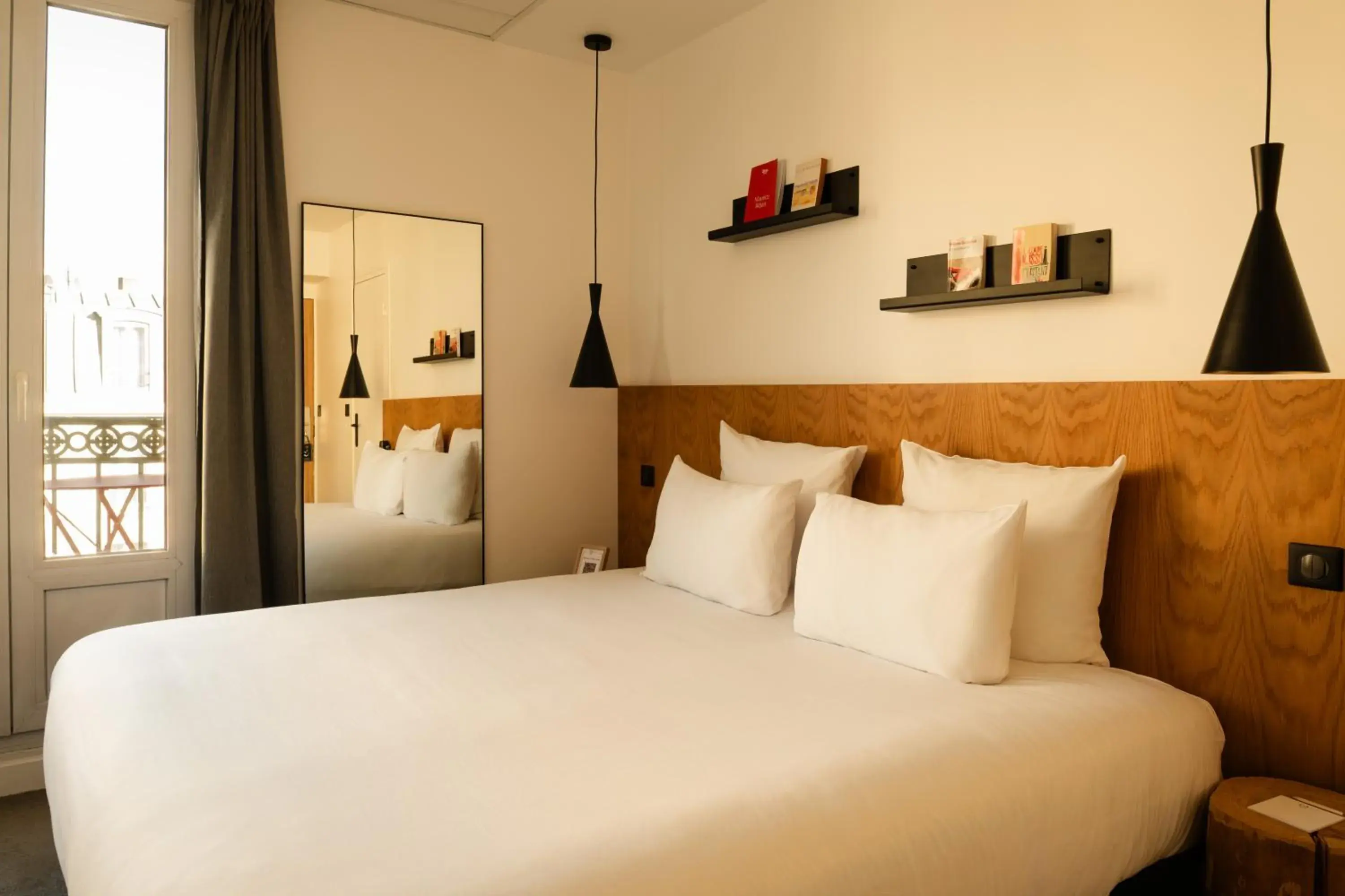 Bed in 9Hotel Bastille-Lyon Bed in 9Hotel Bastille-Lyon