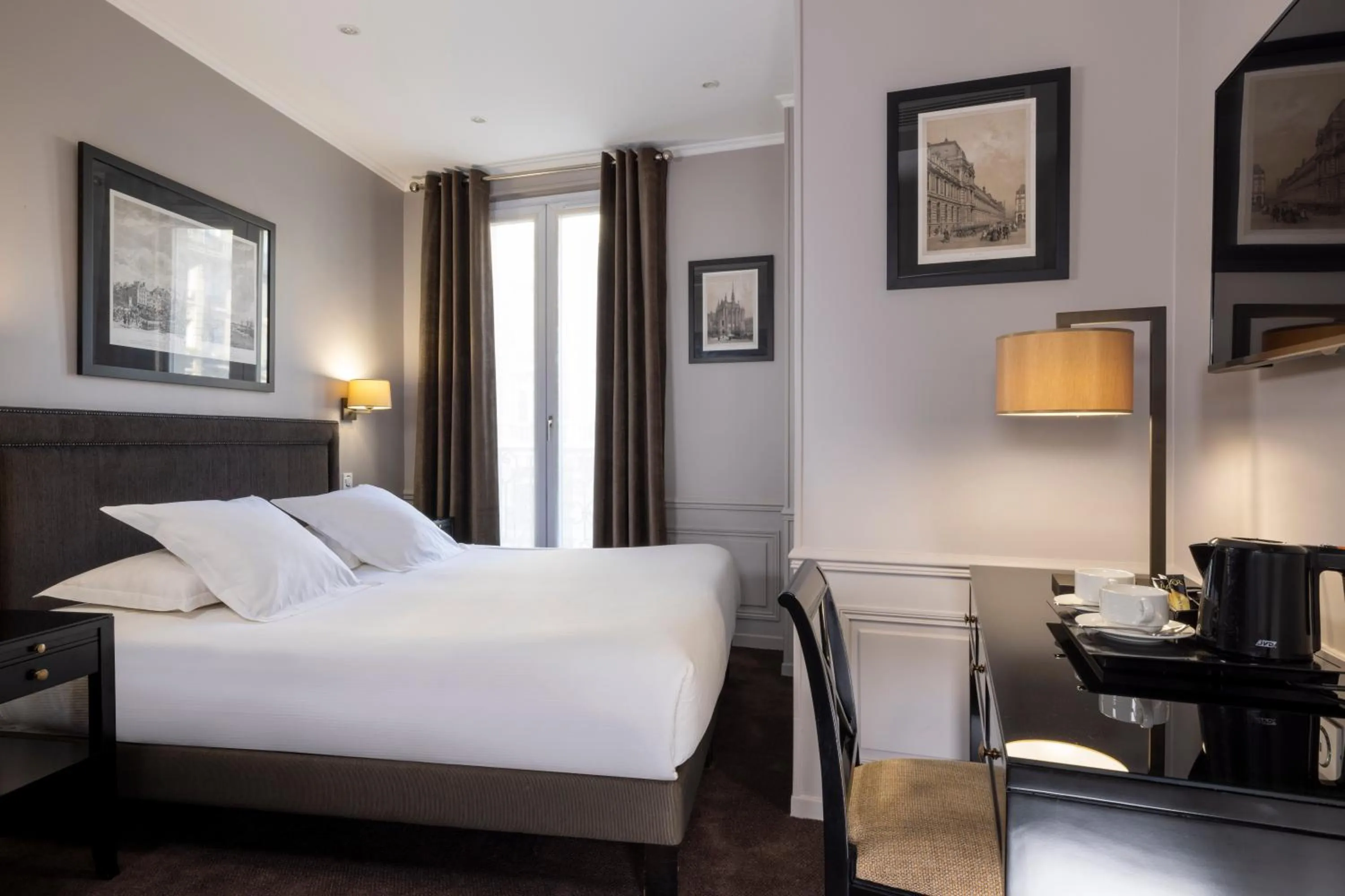 Bedroom, Bed in Pavillon Monceau