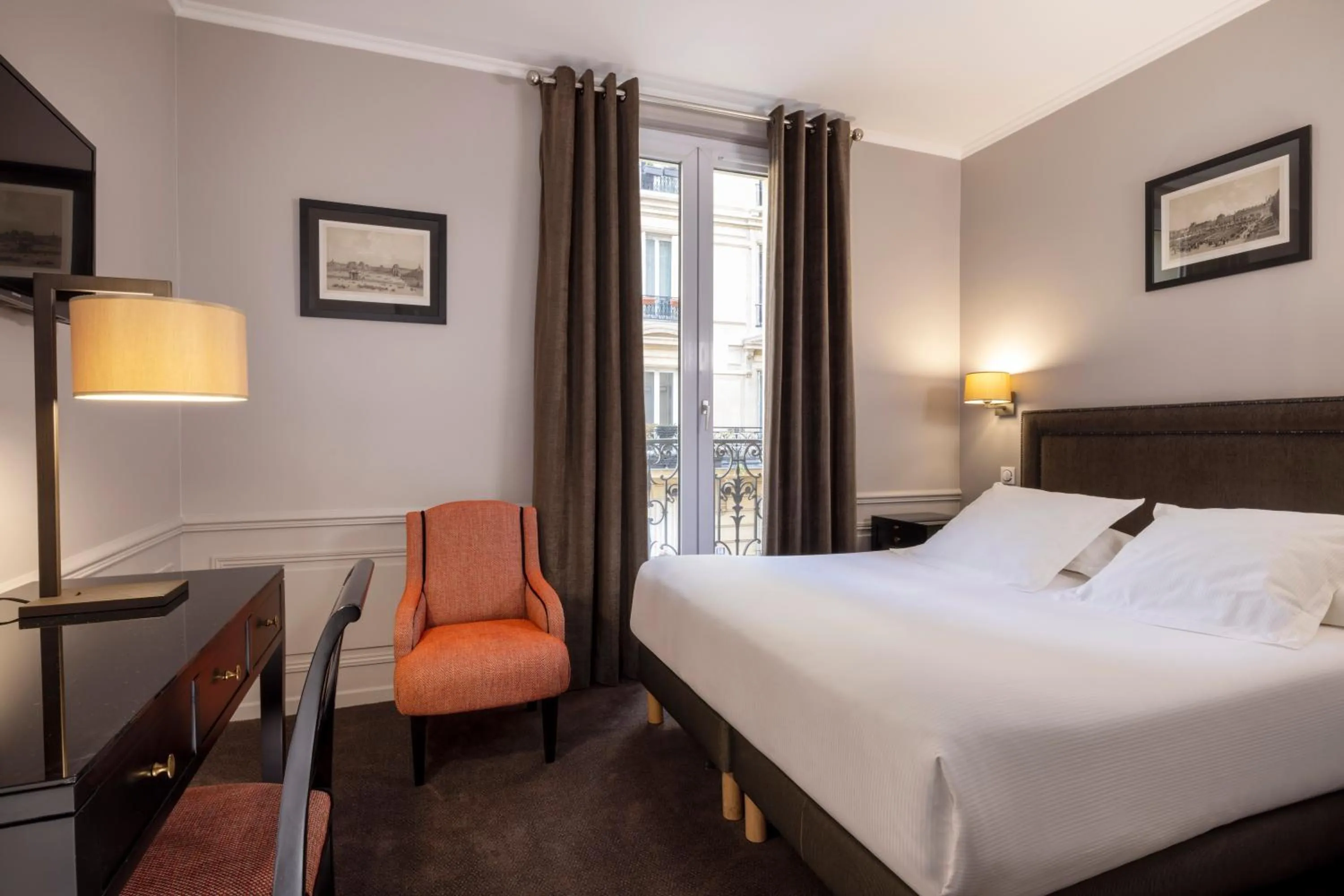 Bedroom, Bed in Pavillon Monceau