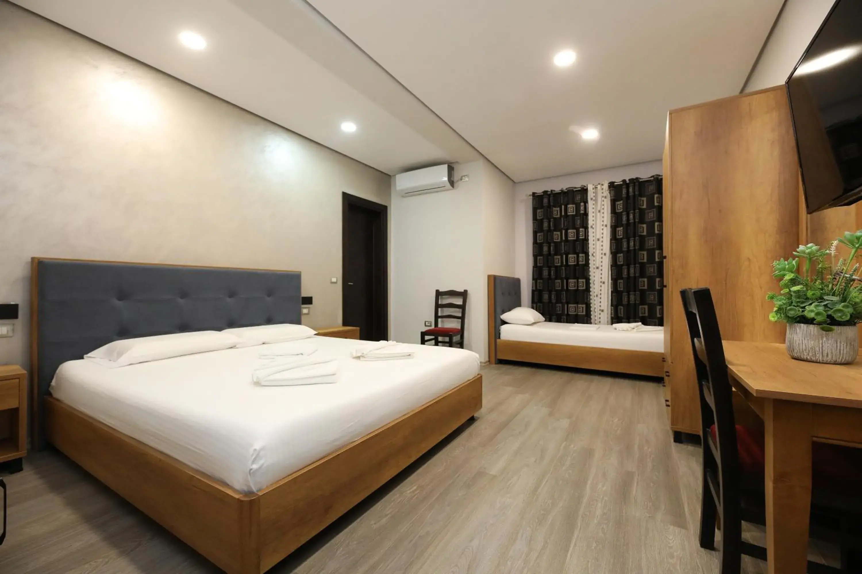 Comfort Triple Room in Hotel Salvadore Comfort Triple Room in Hotel Salvadore