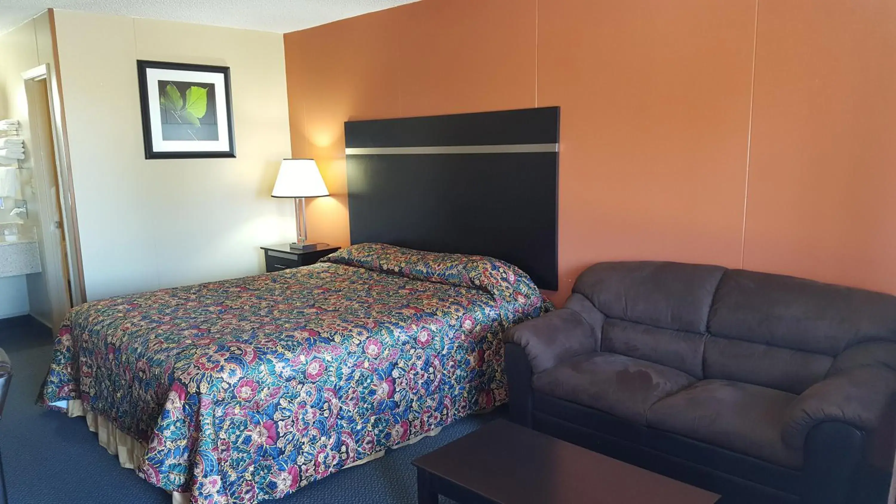 Bed in Carefree Inn Flatonia Bed in Carefree Inn Flatonia