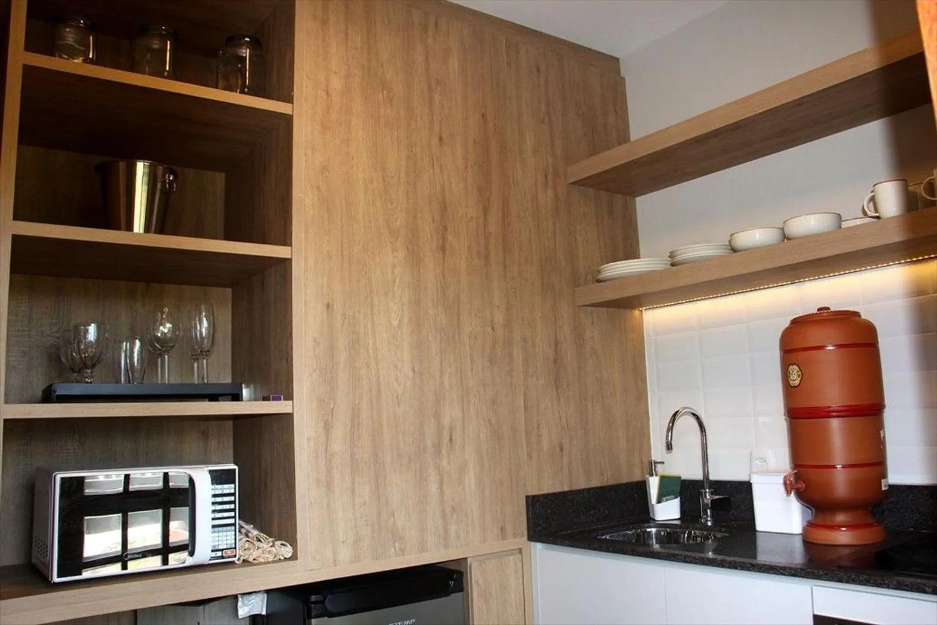 Kitchen or kitchenette in Saint Germain - Lagoa da Conceição