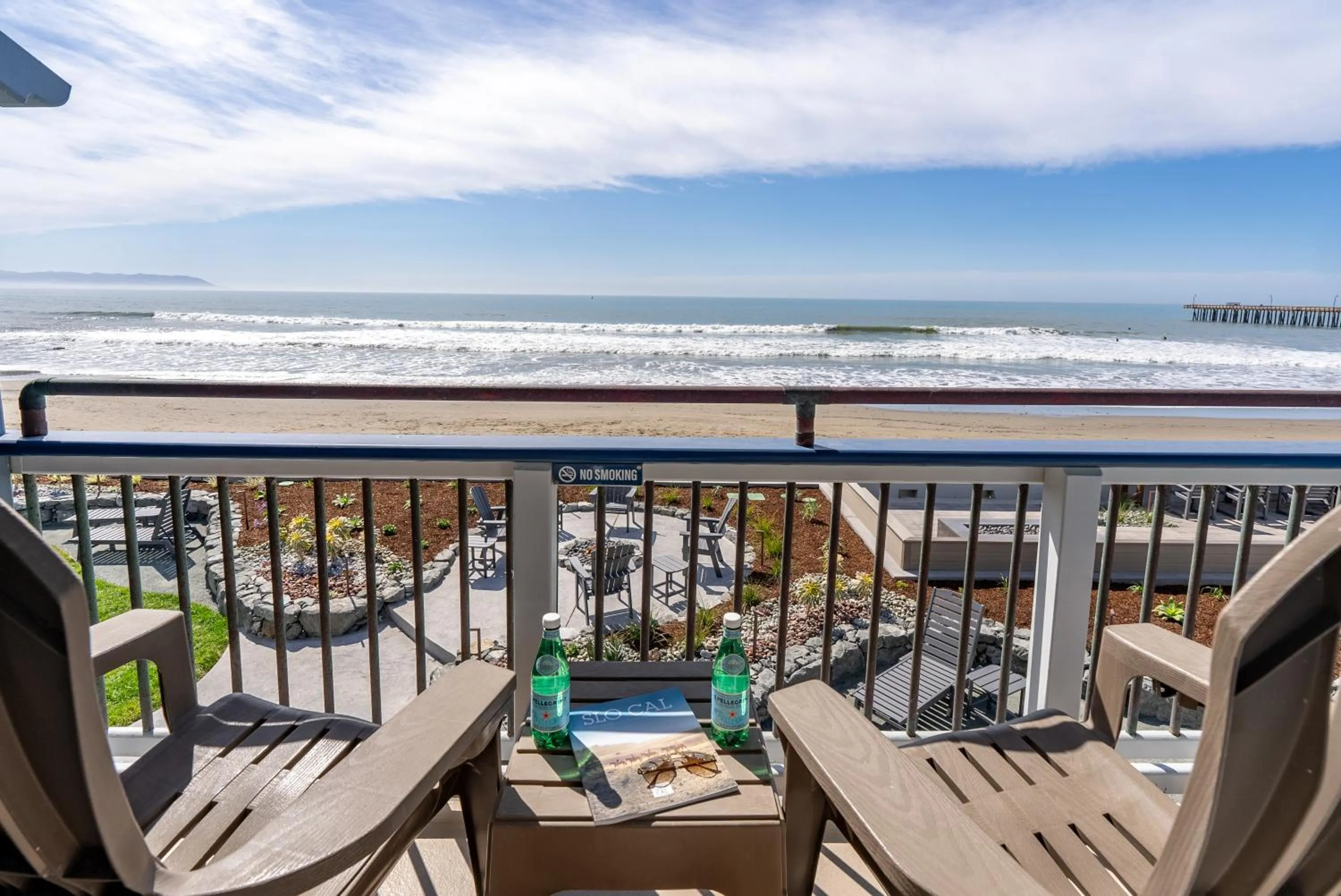 Balcony/Terrace in Shoreline Inn...on the beach