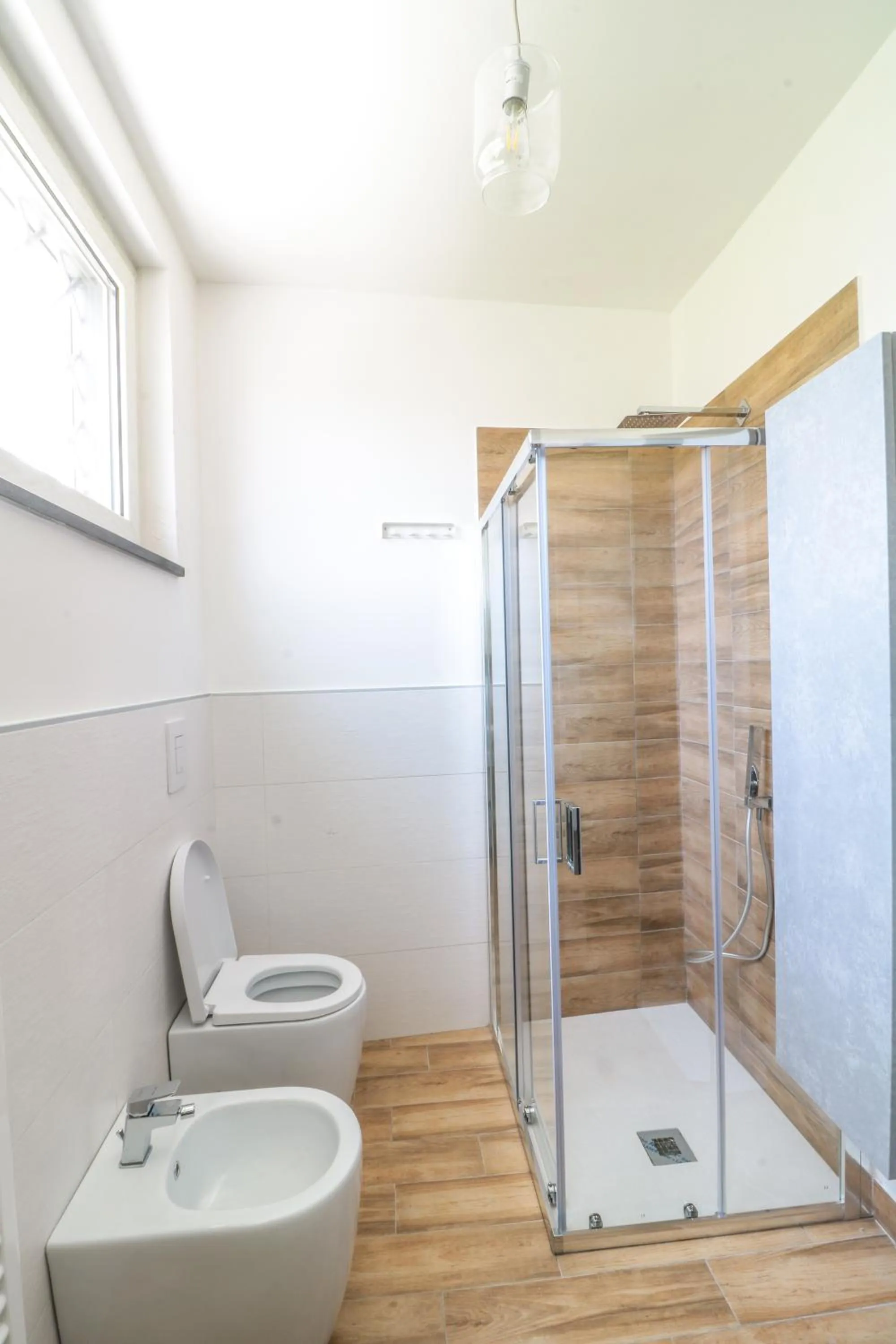 Shower in Bella 'Mbriana