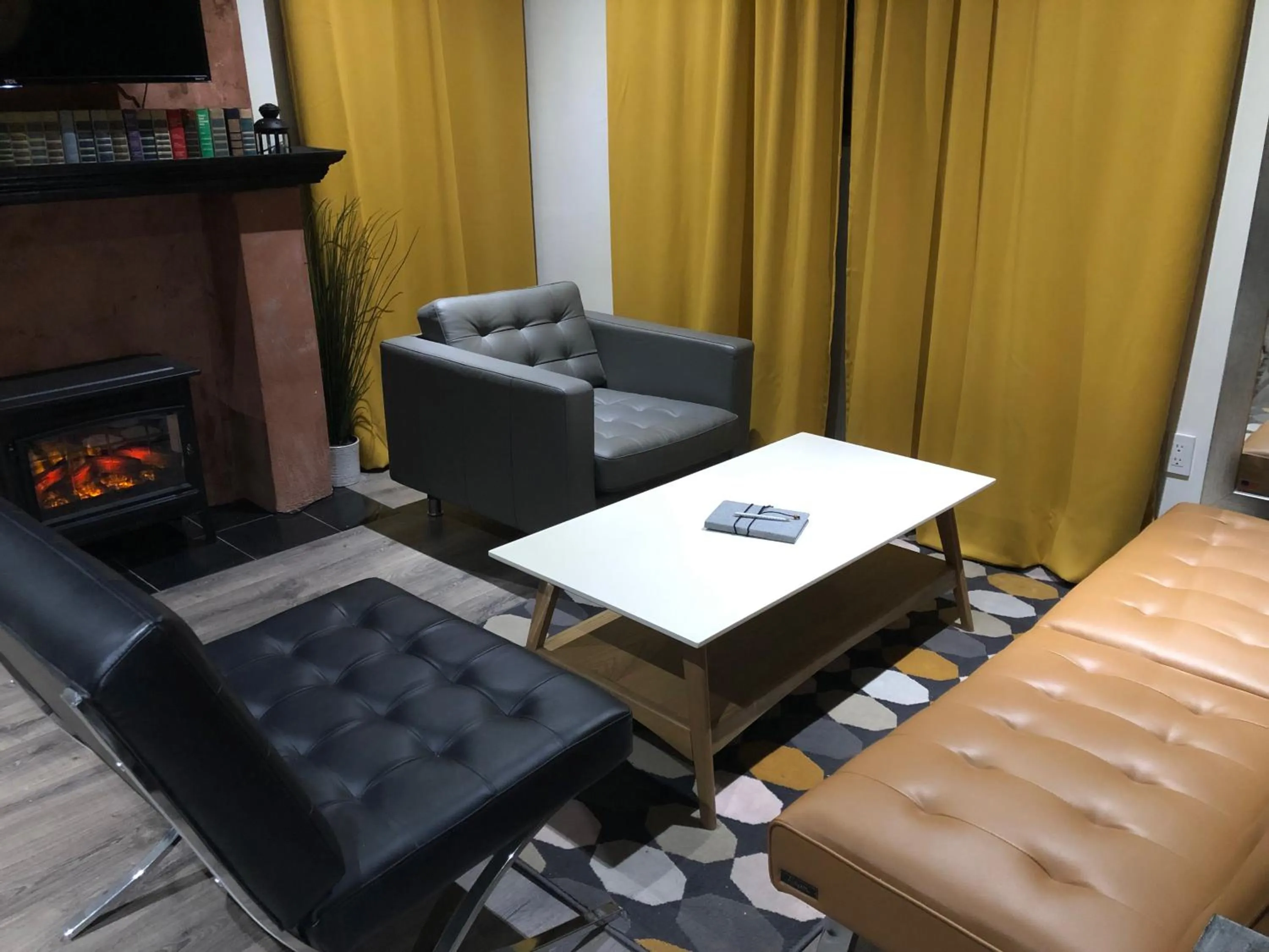 Living room in VacaStay on Scandia Way