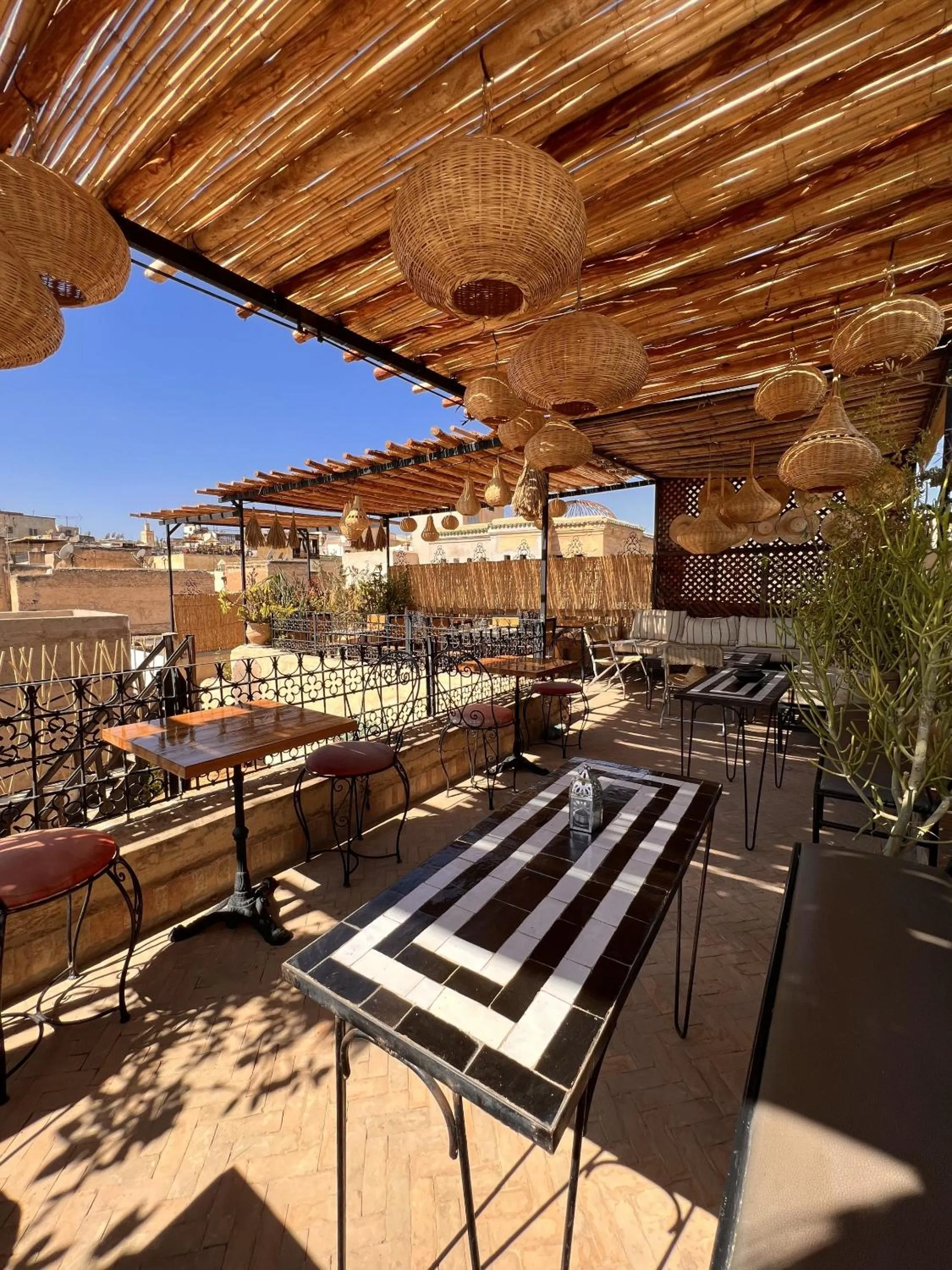 Property building in Dar Rafti