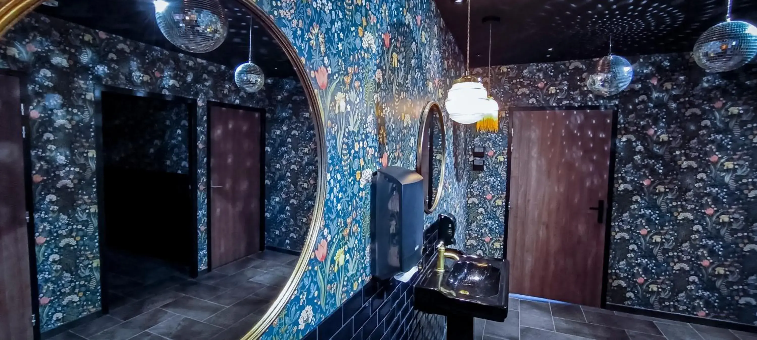 Logis VIGNES BLANCHES*** Hôtel Cosy et restaurant de terroir Logis VIGNES BLANCHES*** Hôtel Cosy et restaurant de terroir