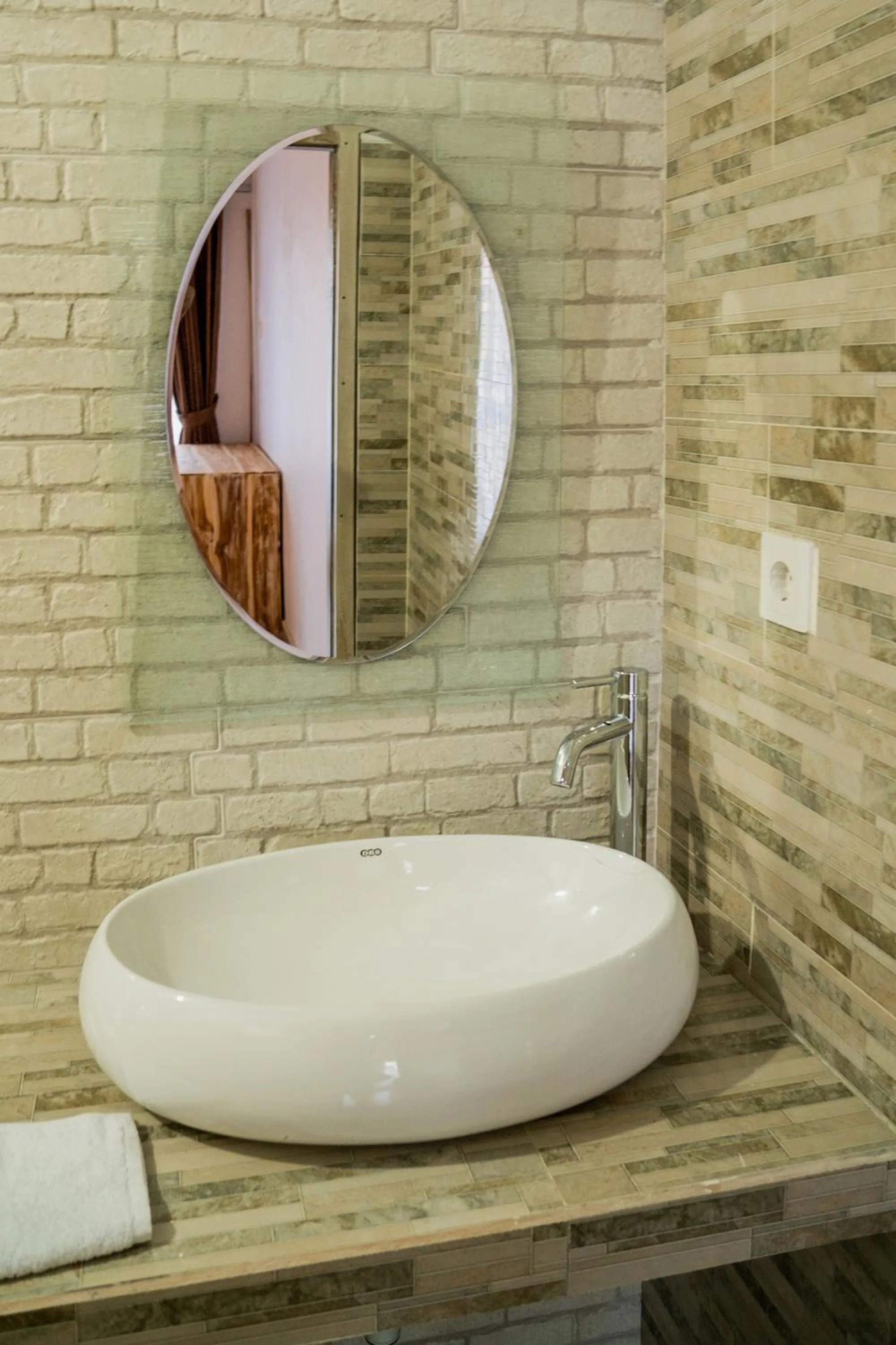 Bathroom in Kayu Kuning Cottage