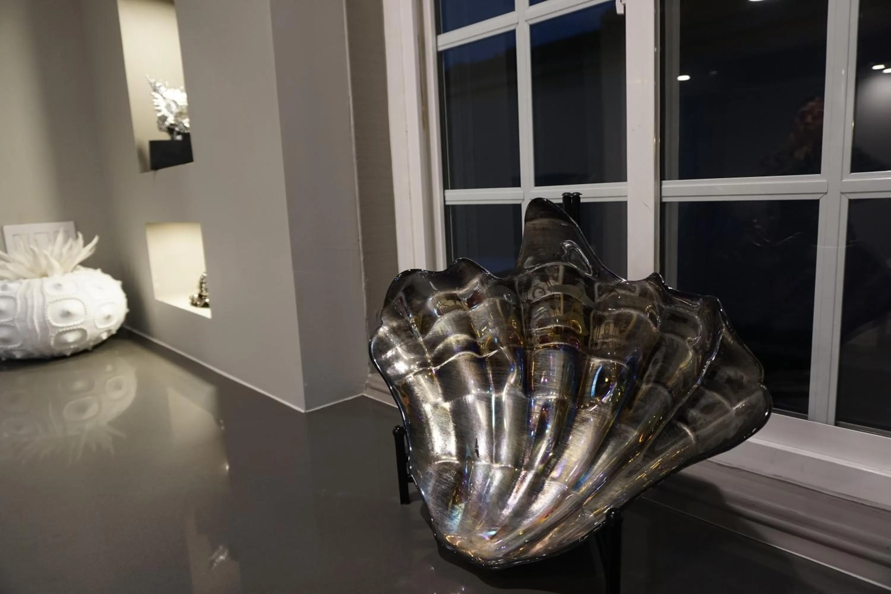 Decorative detail in Crescent Bay Inn