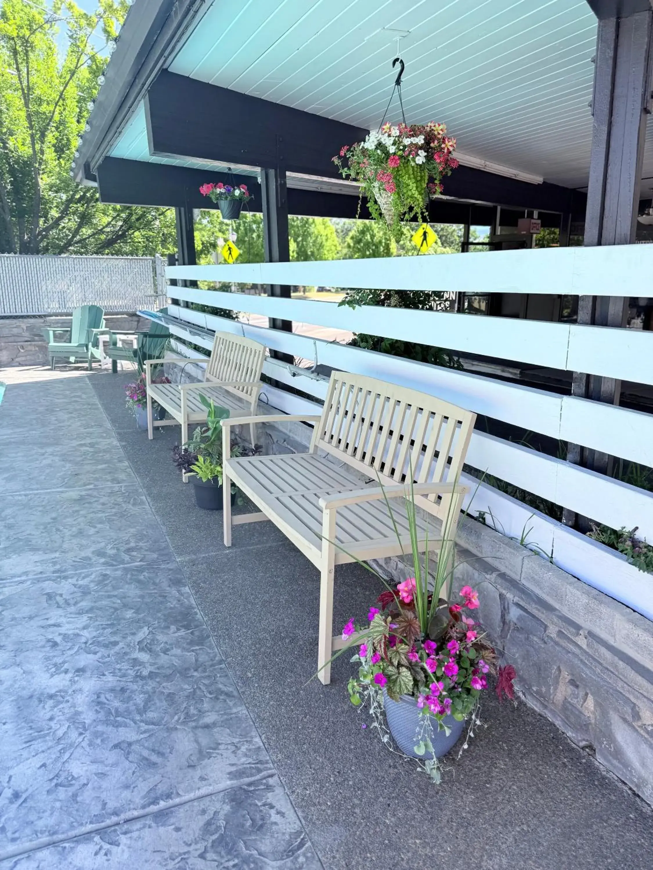 Timbers INN and Suites Timbers INN and Suites