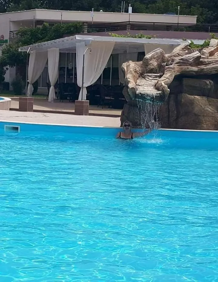 Apartment in Sunny beach, Complex Sun Village, 80 qm, 2 bedrooms & living room near to the beach, SWIMMING POOL, garden