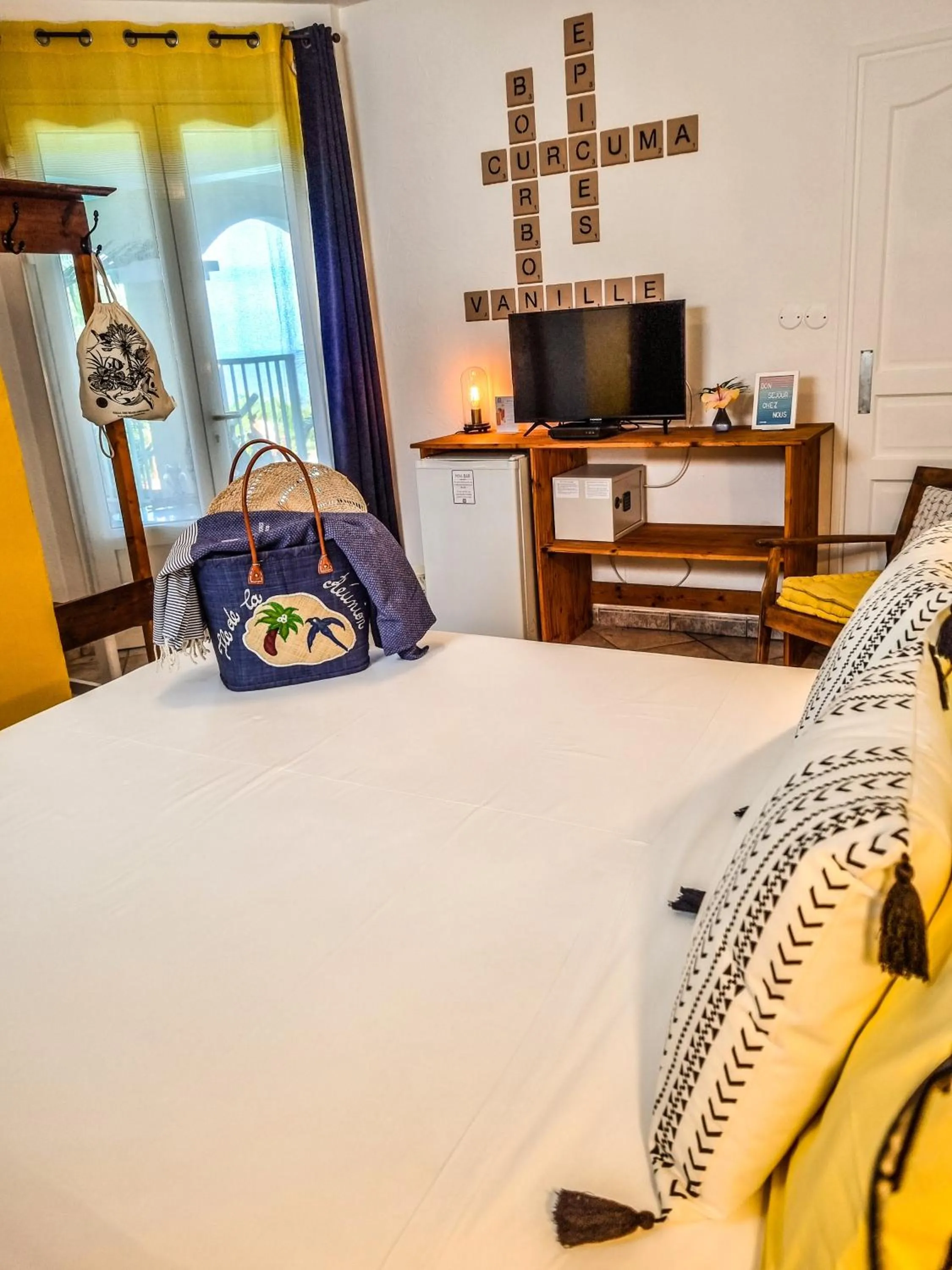 Bed in Maison d'hôtes Villa des Mascareignes
