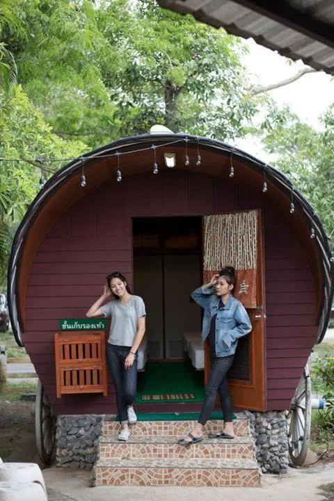 Thongsomboon Club Hotel