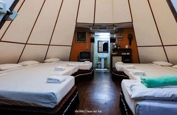 Thongsomboon Club Hotel