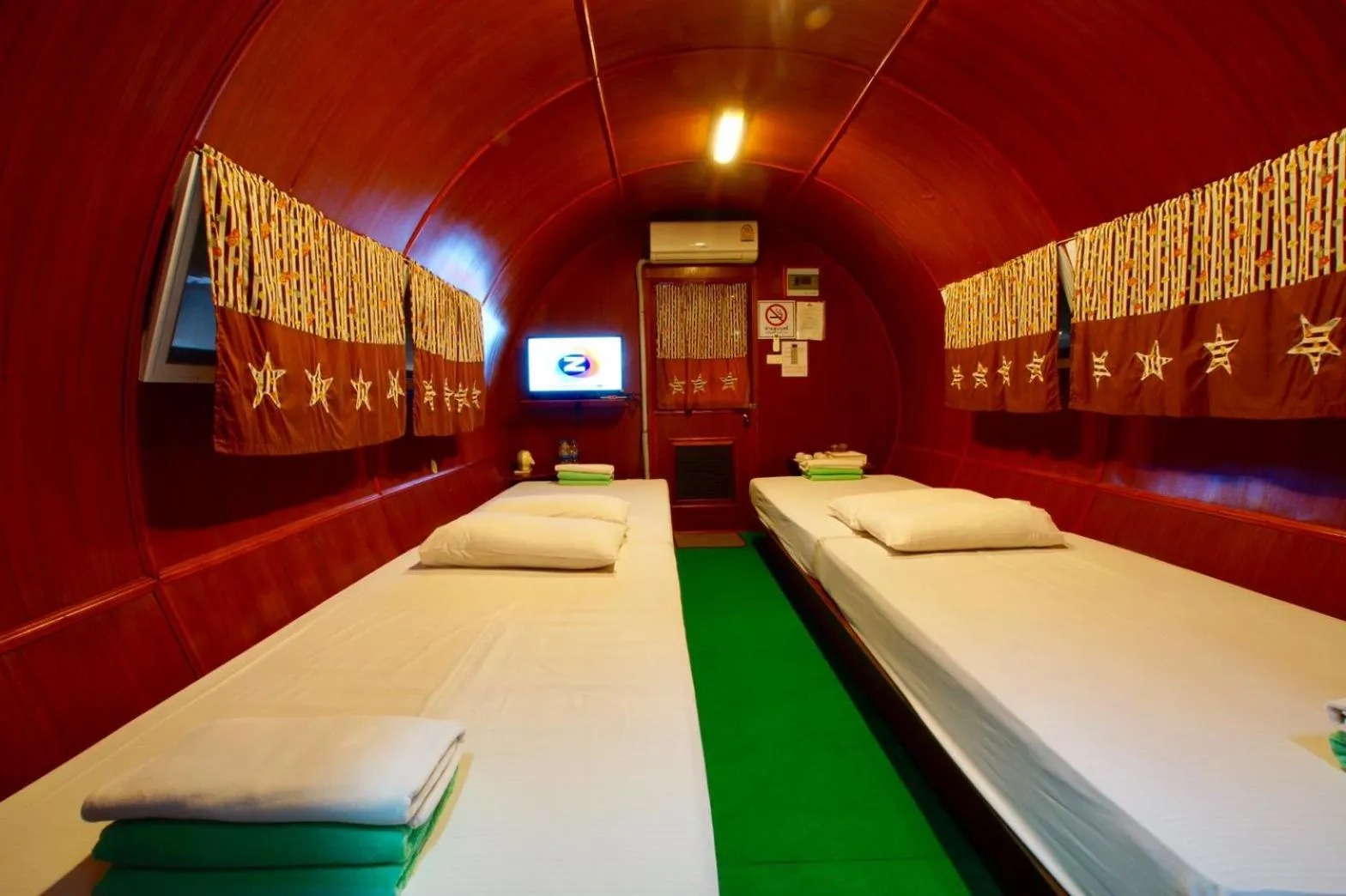 Thongsomboon Club Hotel