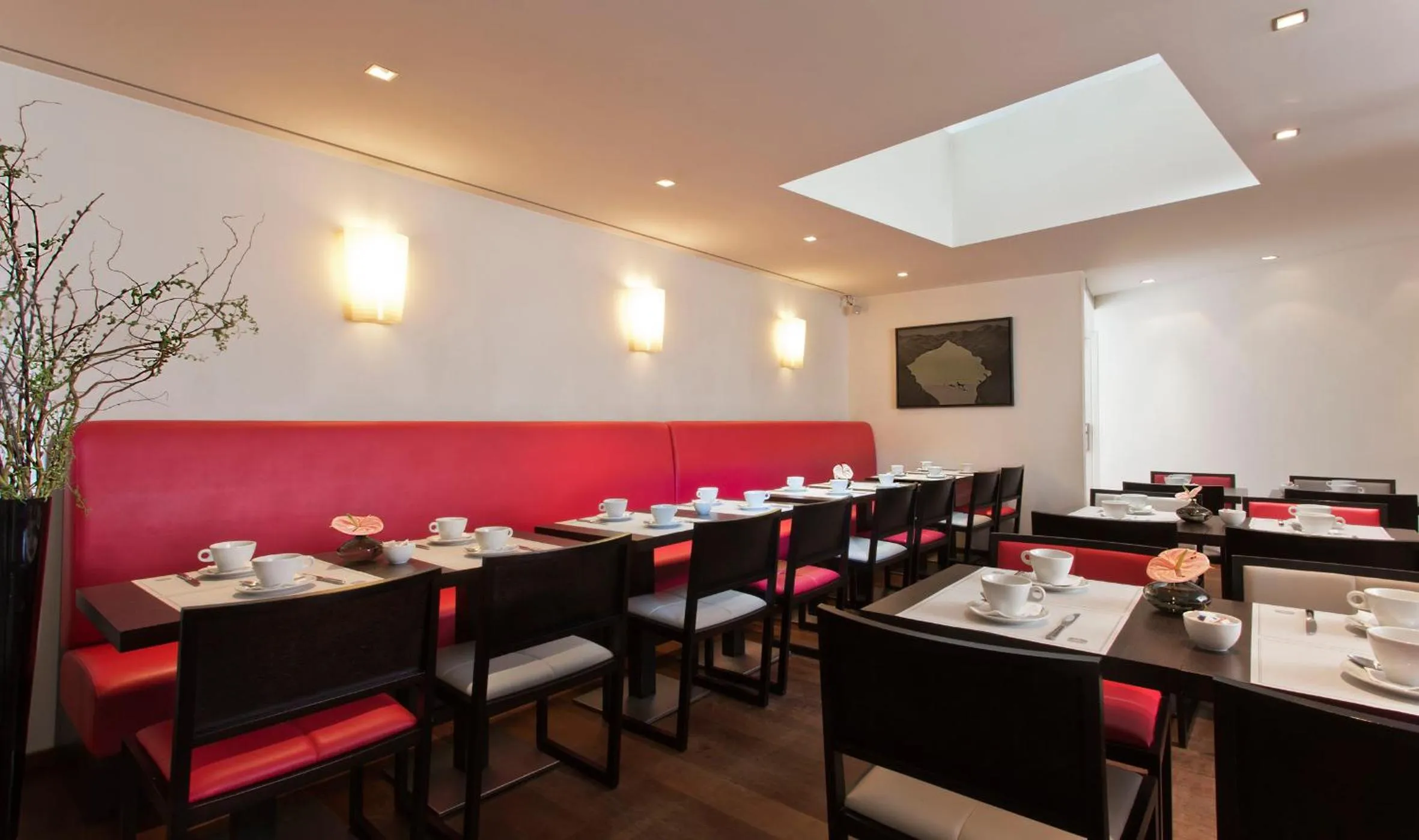 Restaurant/places to eat in Hôtel Le Colisée