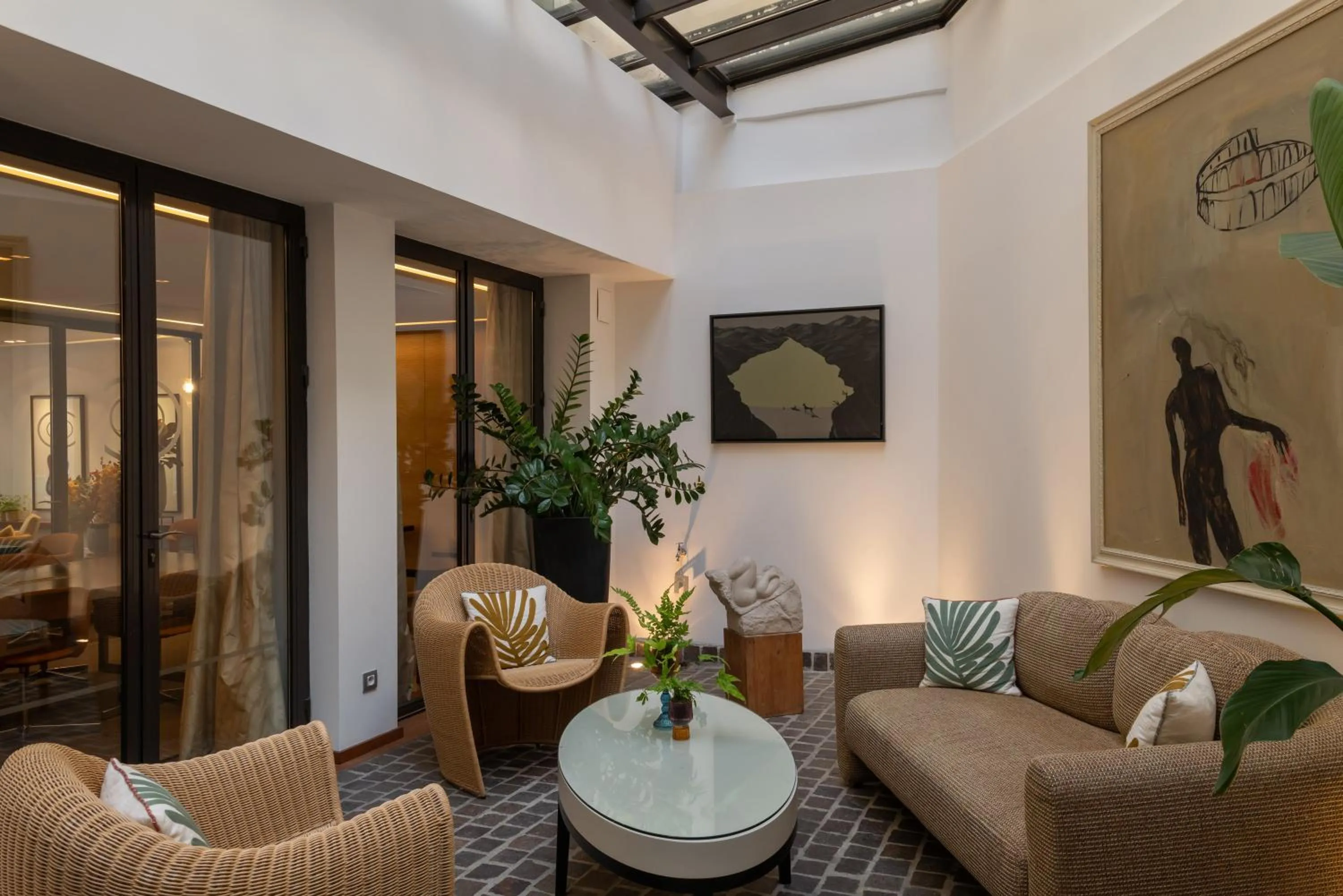 Garden in Hôtel Le Colisée